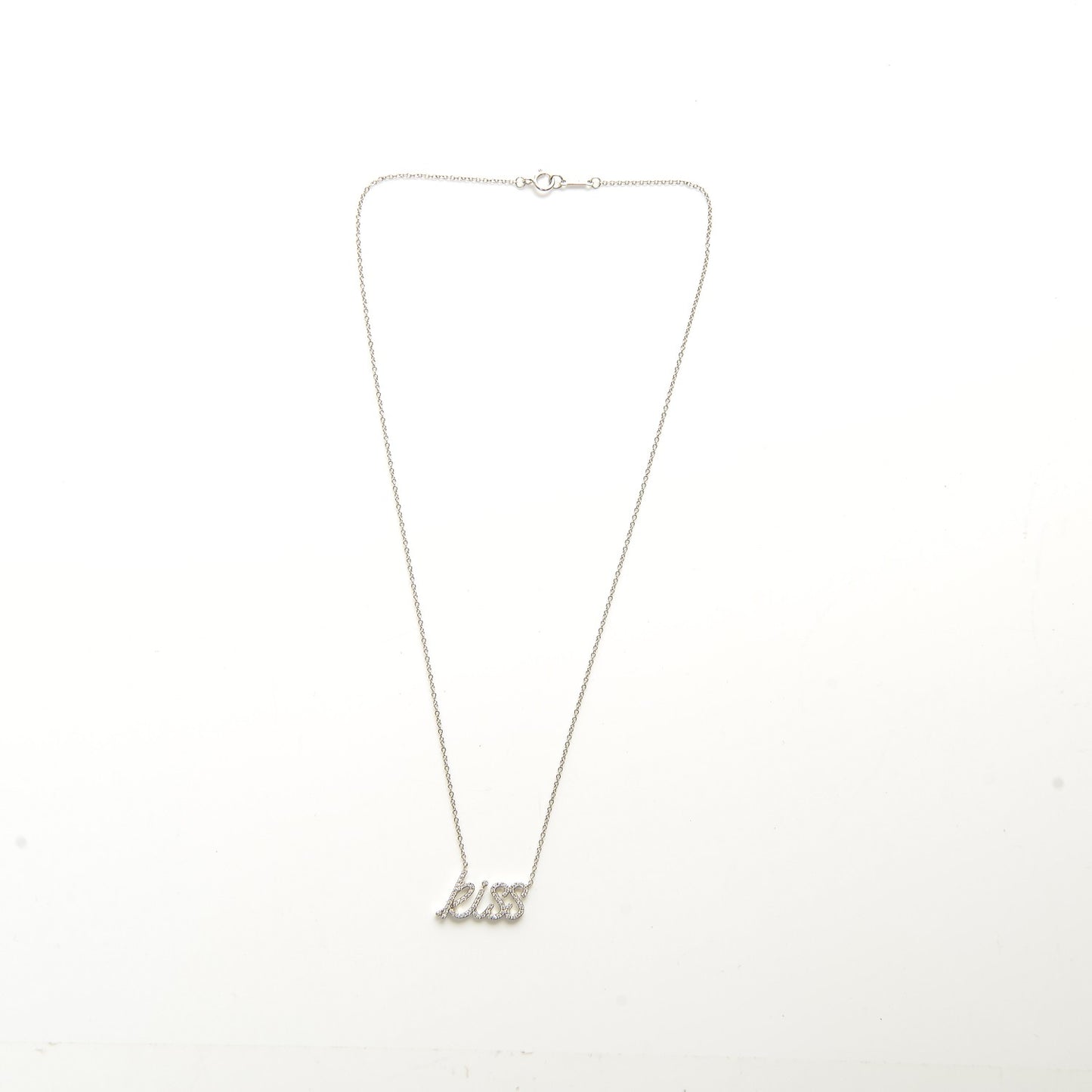 18K White Gold Diamond Kiss Pendant Necklace