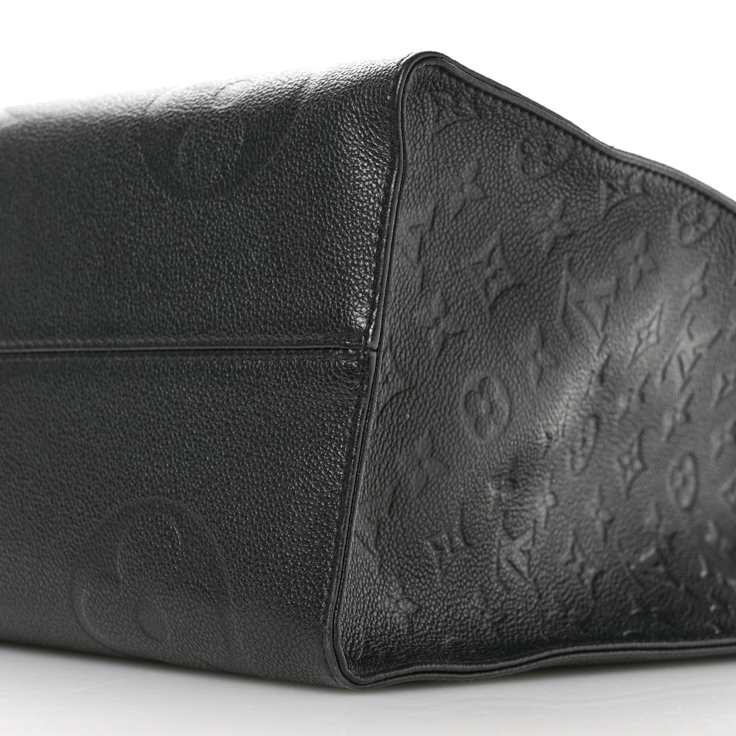 Louis Vuitton Empreinte Monogram Giant Onthego GM Black 9 of 10