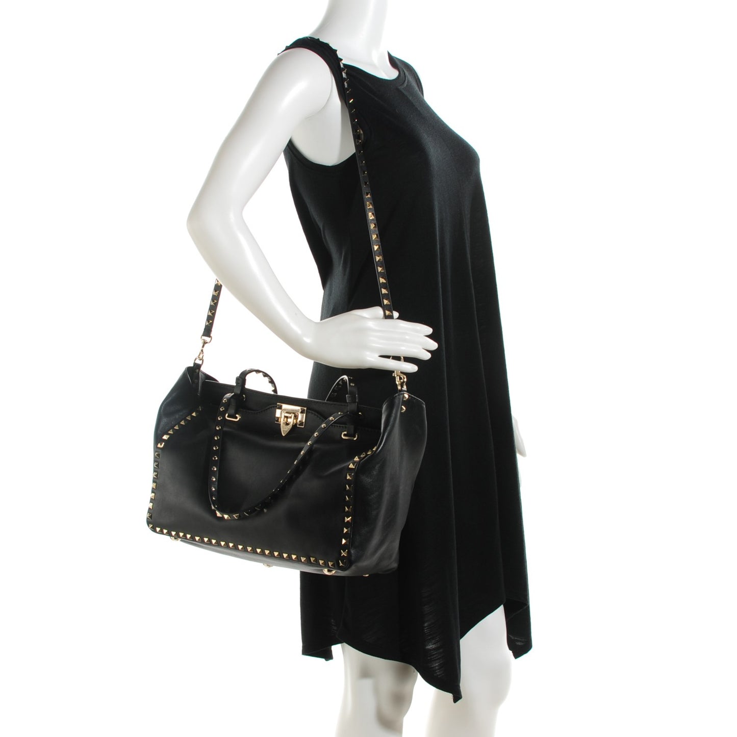 Vitello Medium Rockstud Tote Black