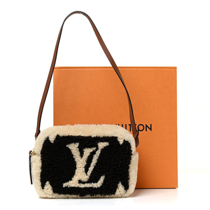 Louis Vuitton Monogram Teddy Beach Pouch 11 of 11