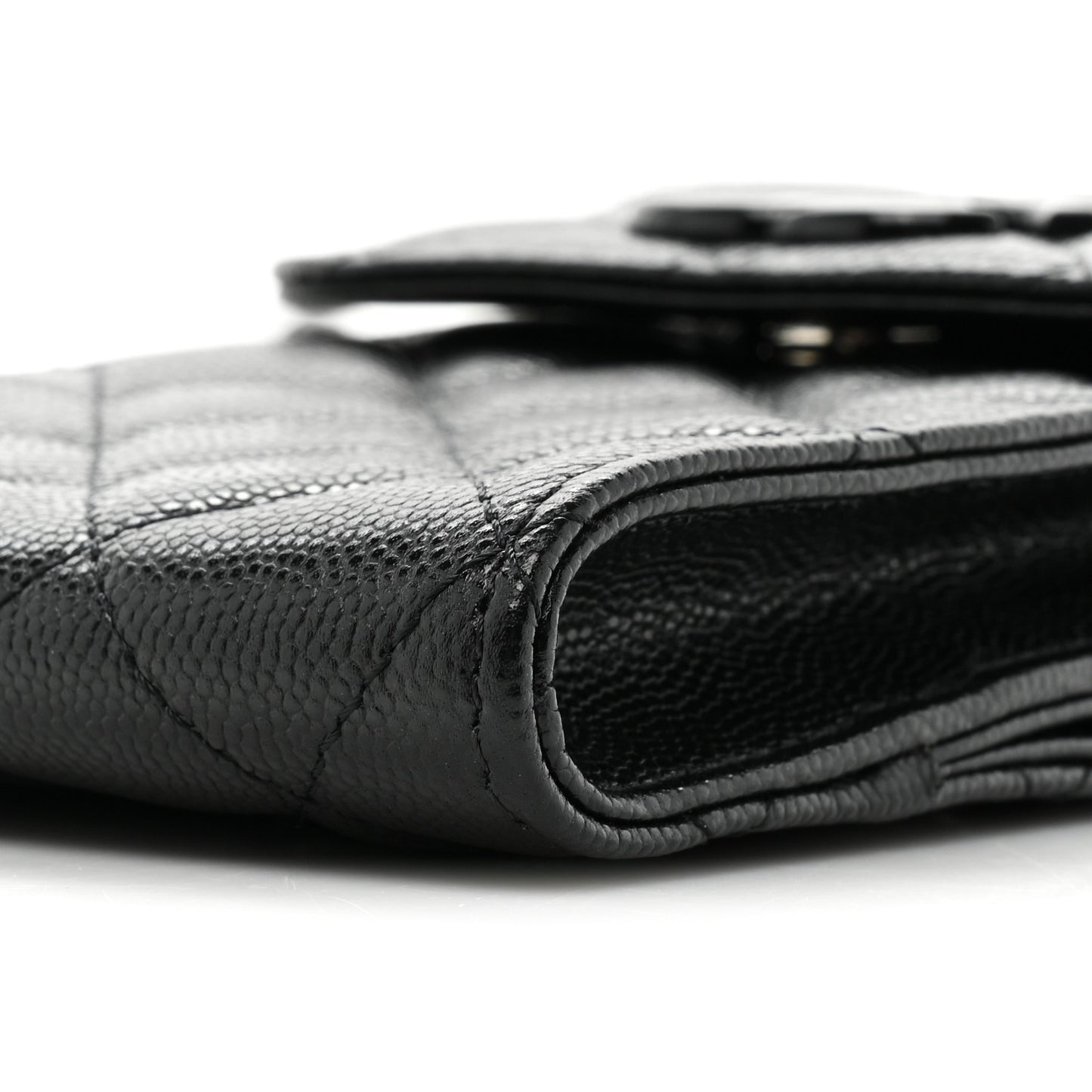 Caviar Quilted My Everything Clutch With Chain Black