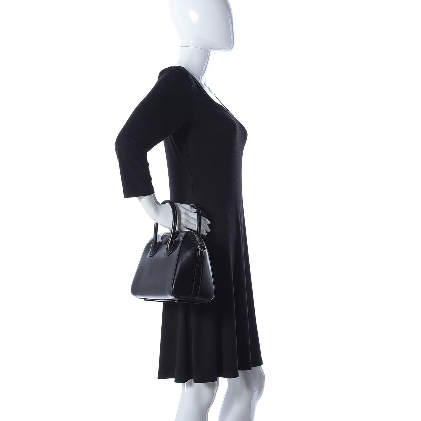 Shiny Lord Calfskin Mini Antigona Black