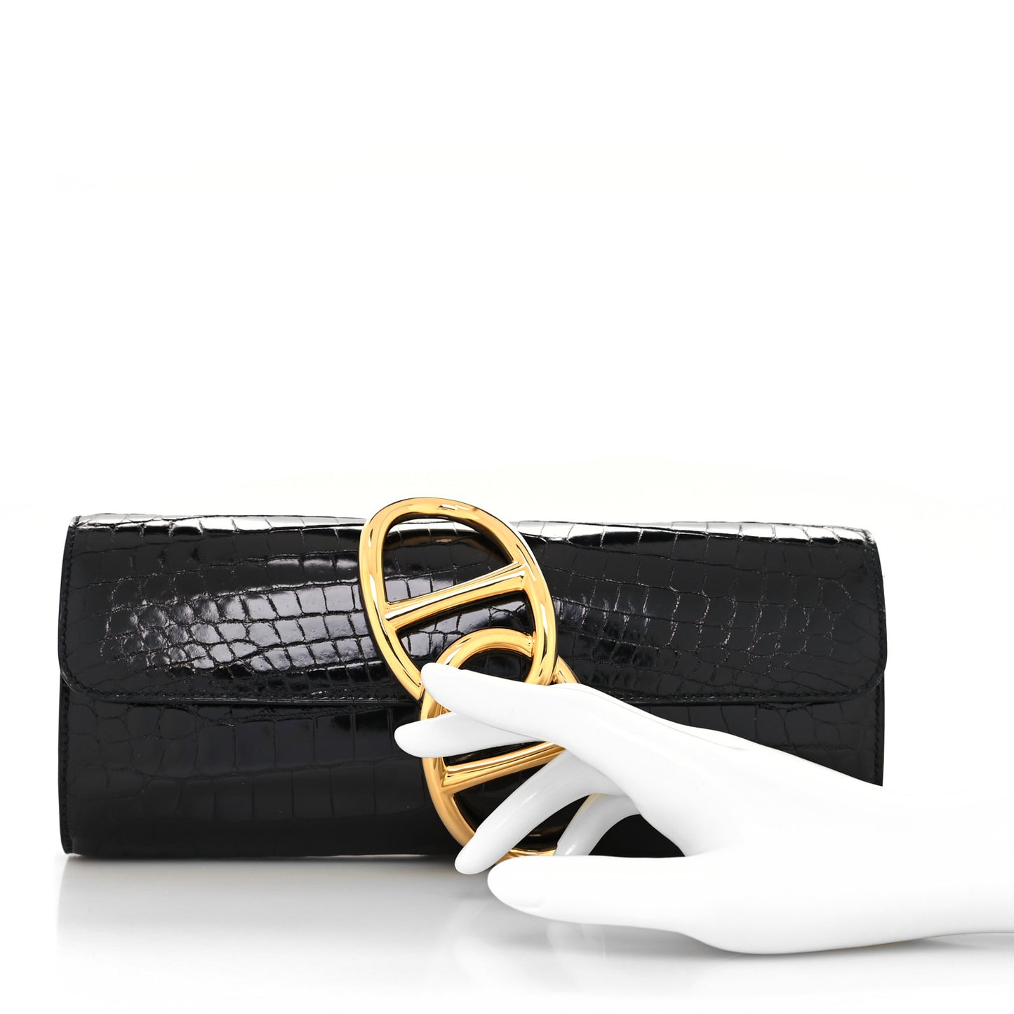 Shiny Niloticus Crocodile Egee Clutch Black