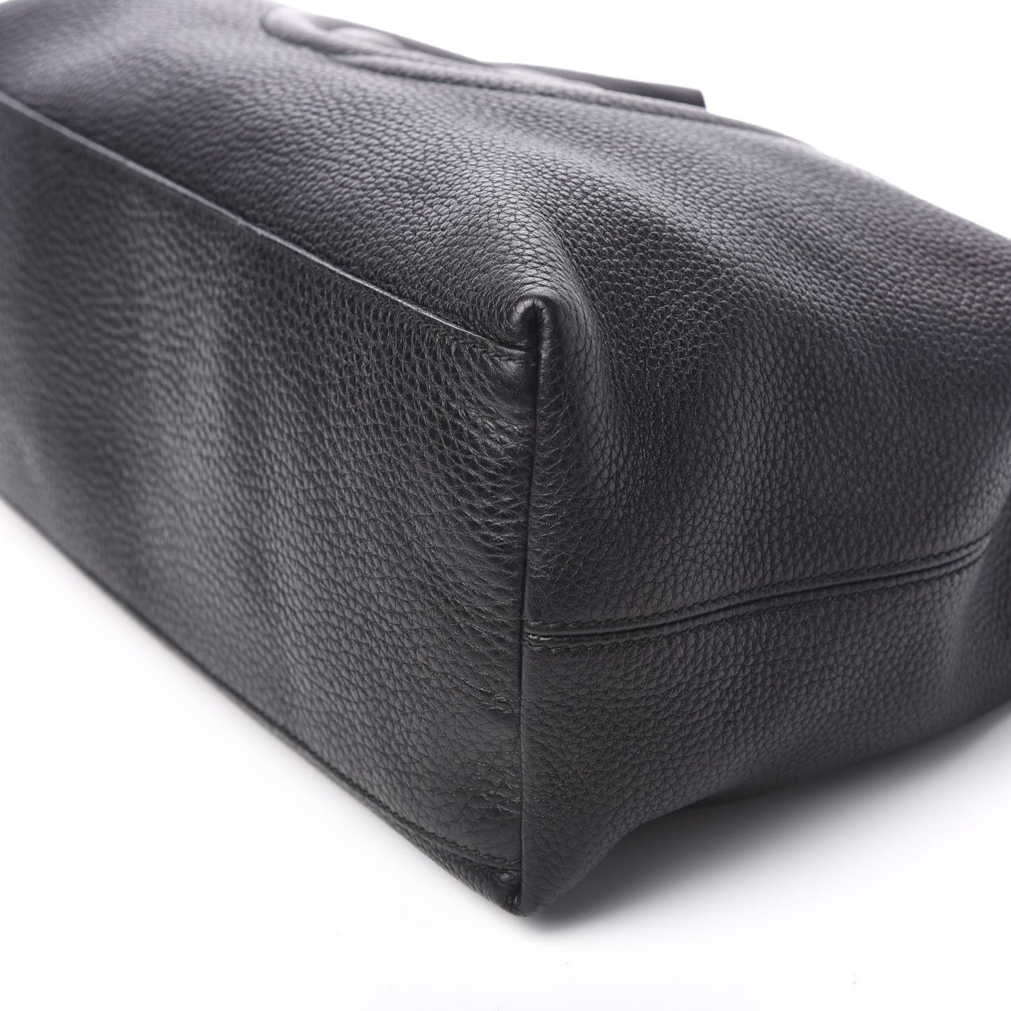 Pebbled Calfskin Medium Soho Chain Shoulder Bag Black