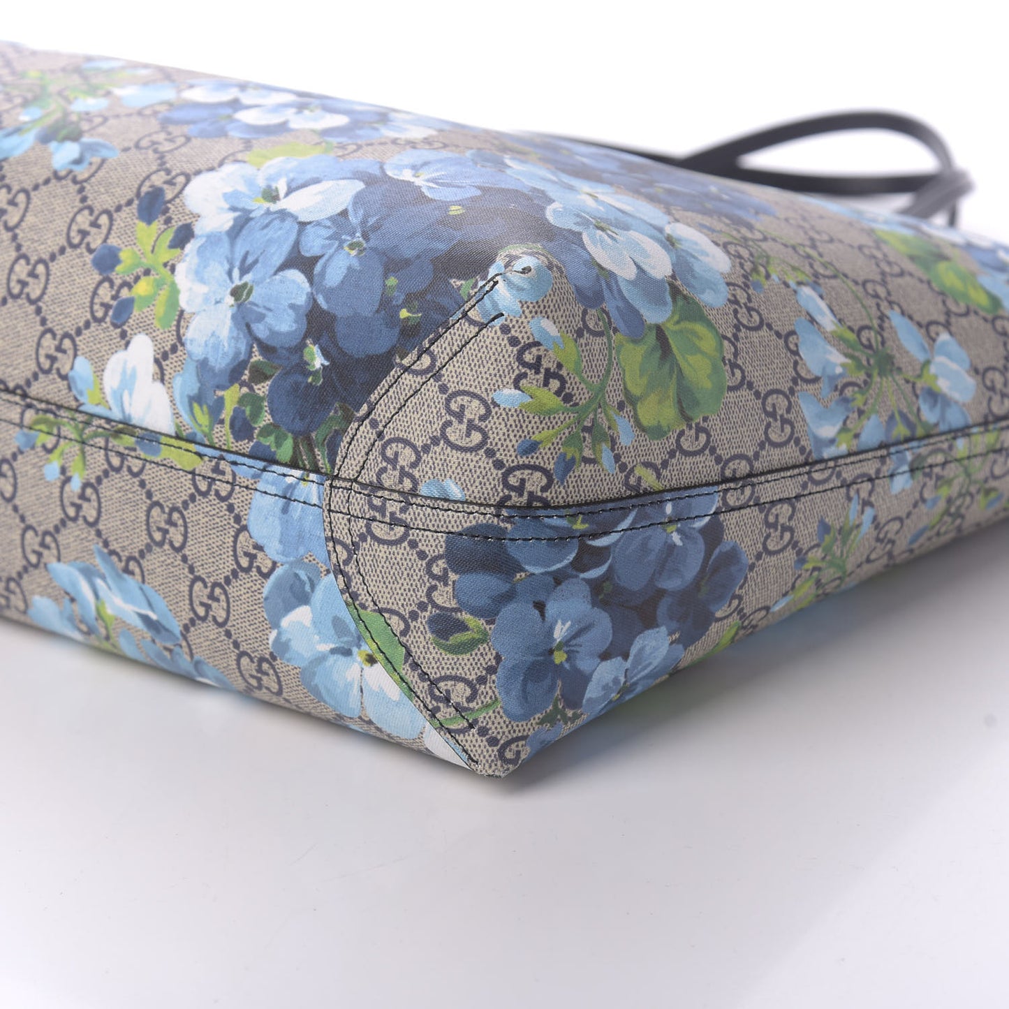 GG Supreme Monogram Blooms Medium Reversible Tote Beige Blue Navy