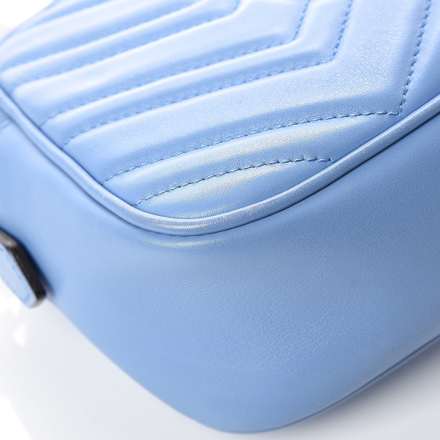 Calfskin Matelasse Small GG Marmont Chain Shoulder Bag Clear Sky Blue
