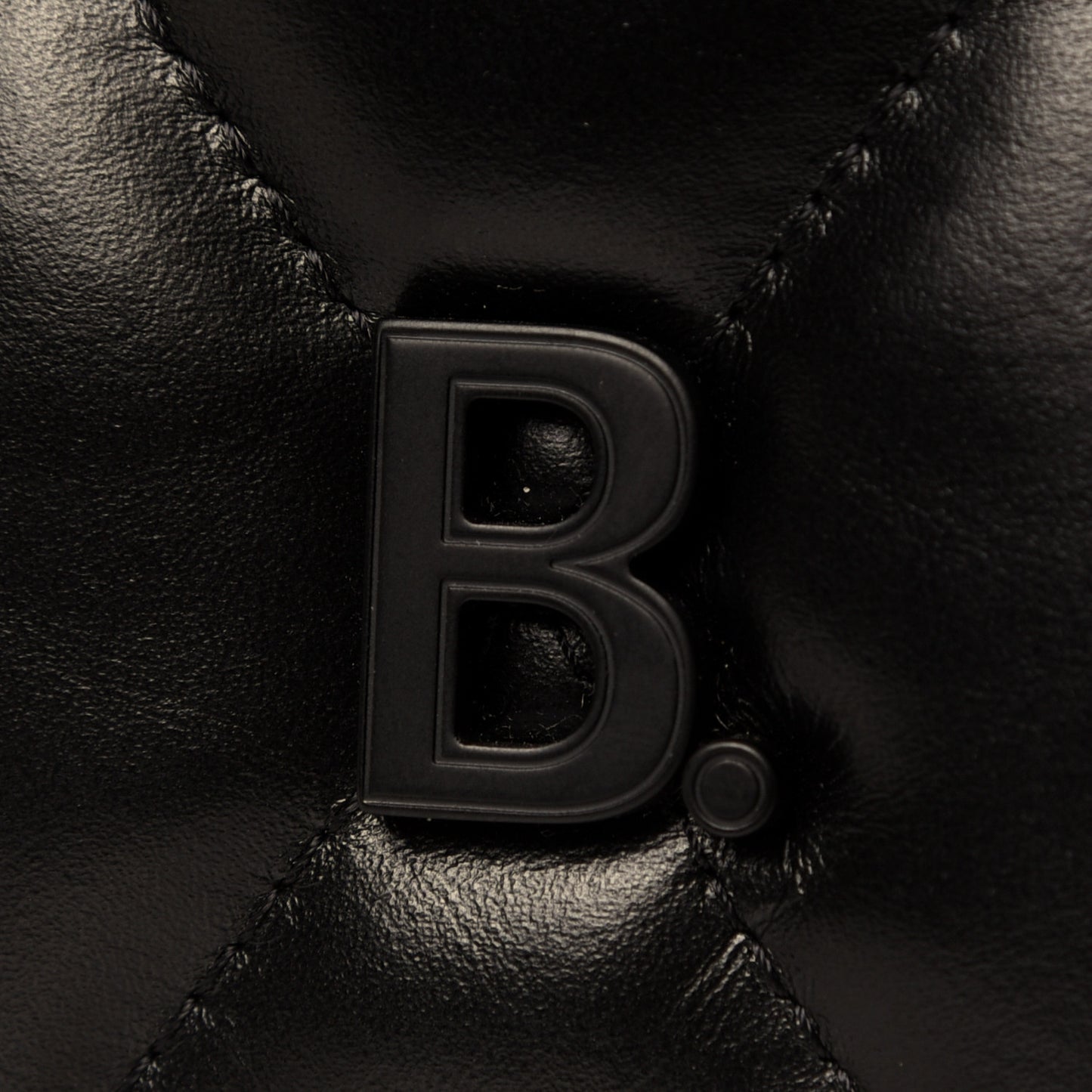 Nappa Calfskin Quilted Large Touch B Shoulder Bag Black