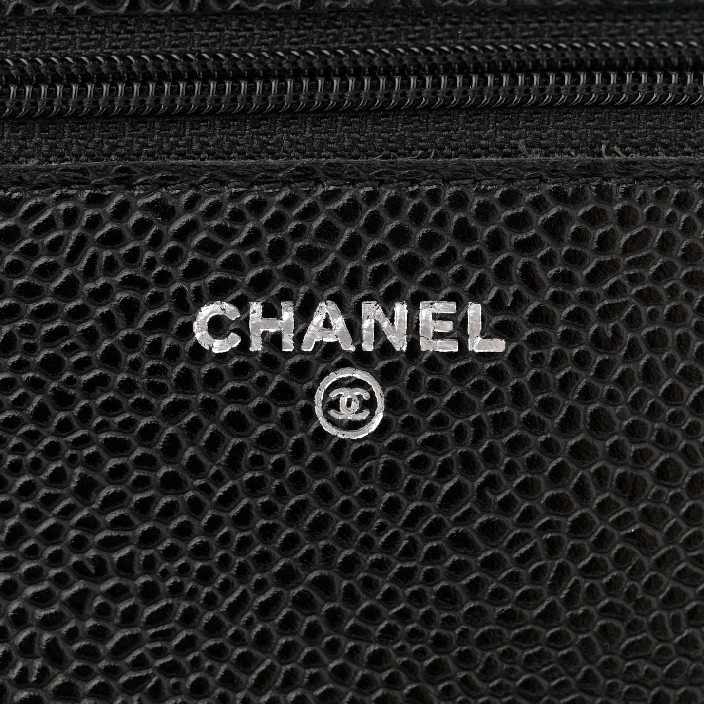 Caviar Quilted Wallet on Chain WOC Black