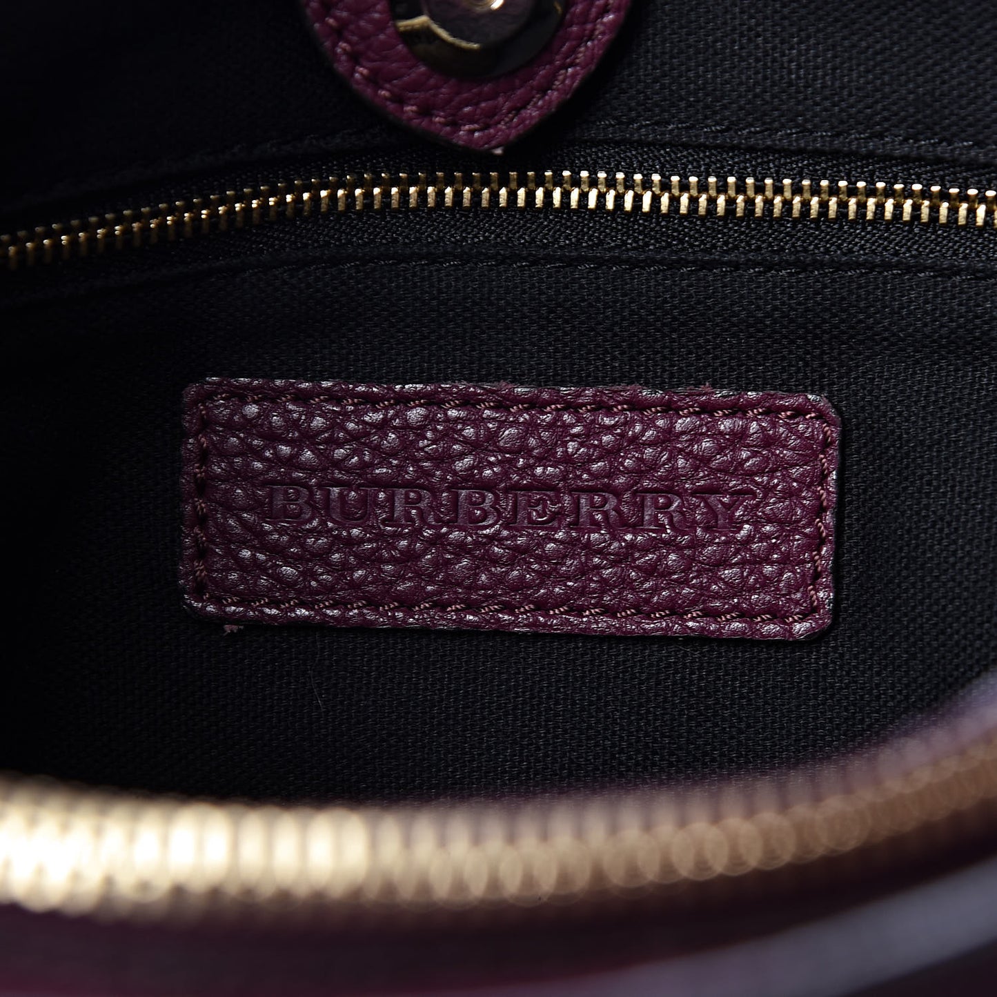 Grainy Calfskin House Check Medium Banner Tote Elderberry