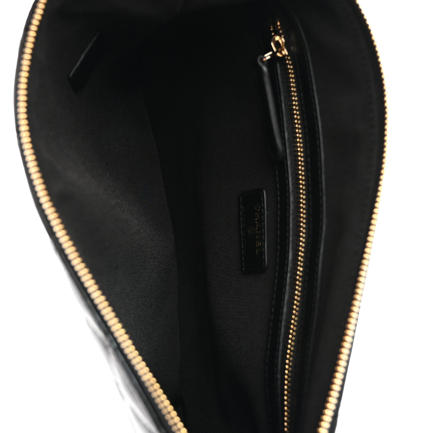 Calfskin Quilted Pearl Medium Cosmetic Case Black