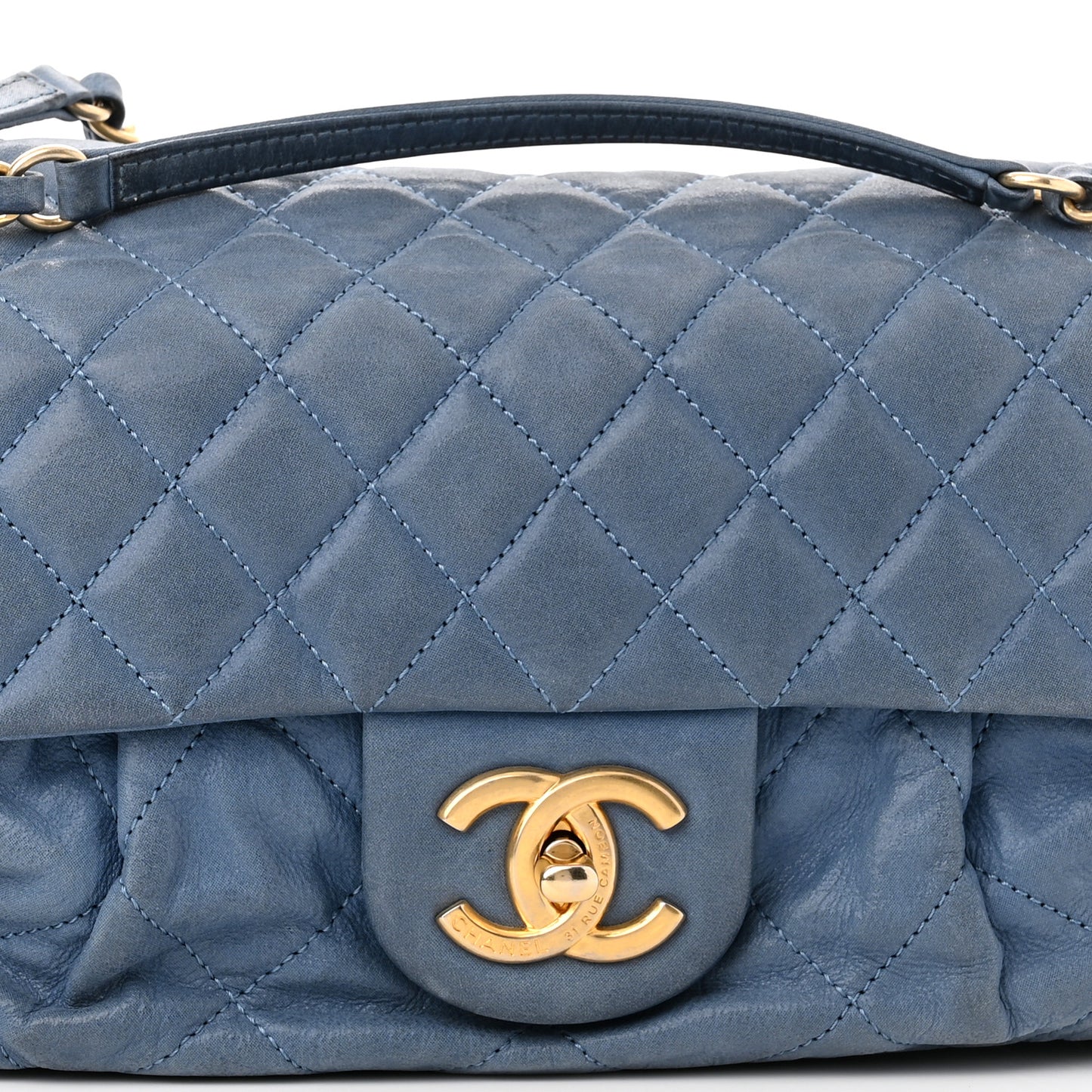 Iridescent Calfskin Large Chic Quilt Flap Dark Blue