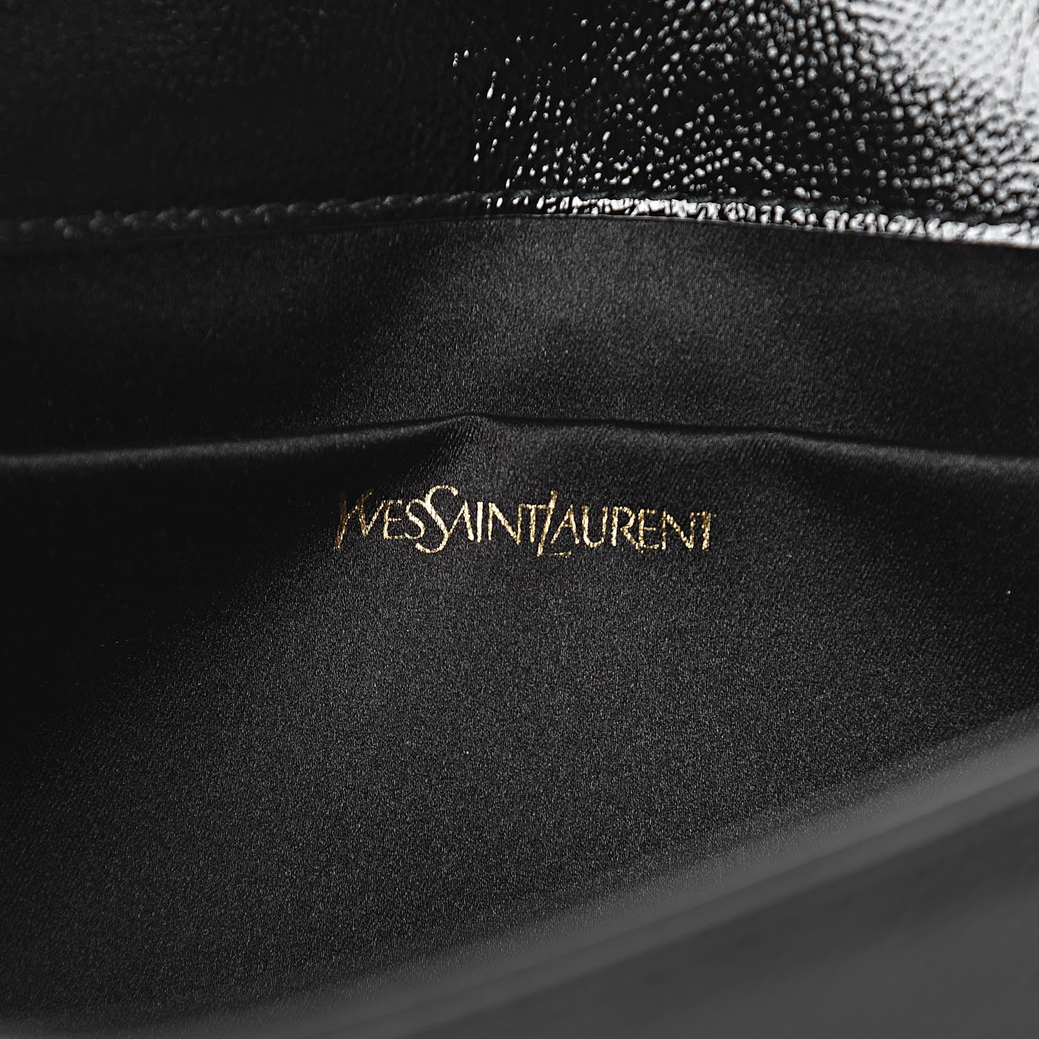 Saint Laurent Textured Patent Monogram Large Belle De Jour Clutch Black 6 of 9