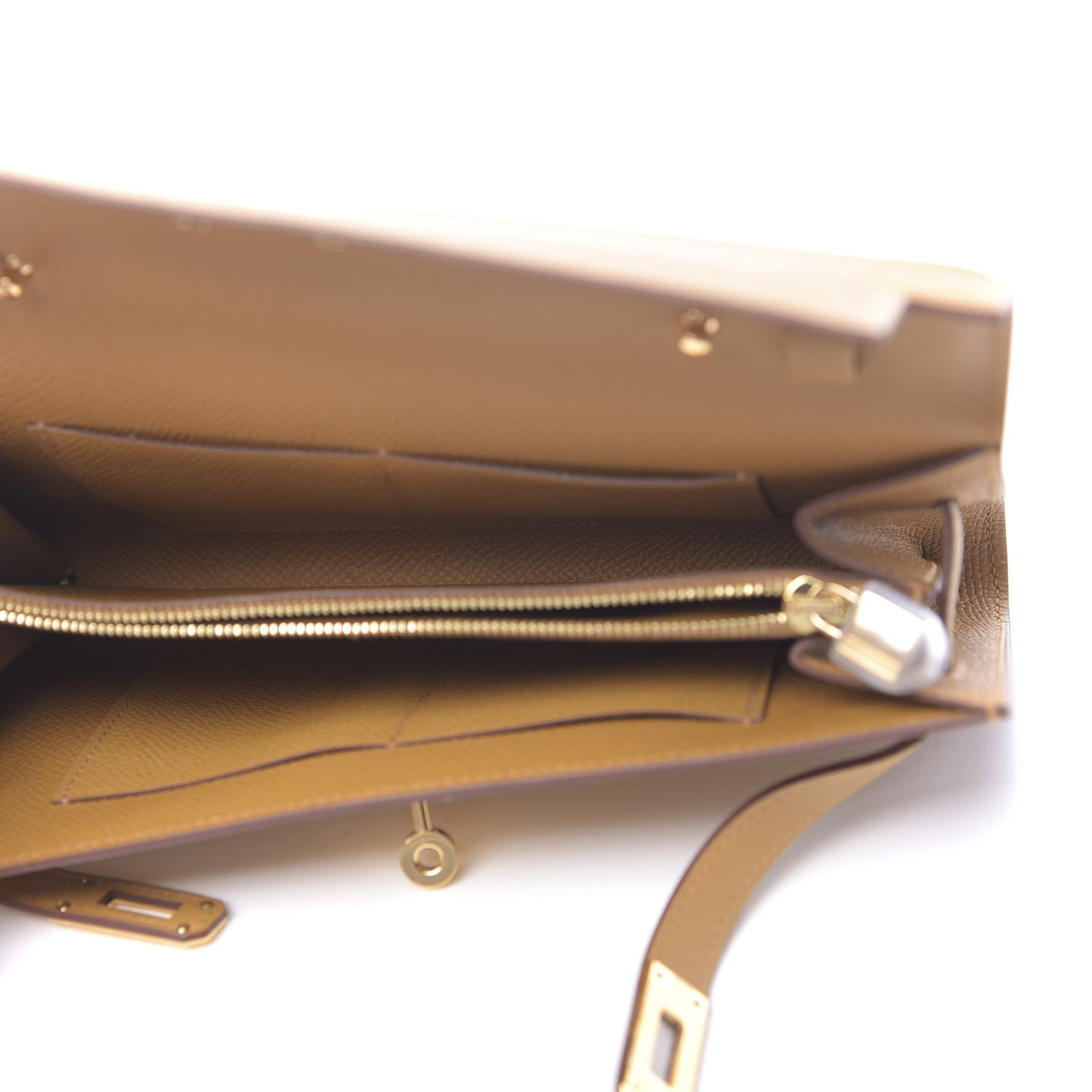 Epsom Kelly Wallet To Go Sesame