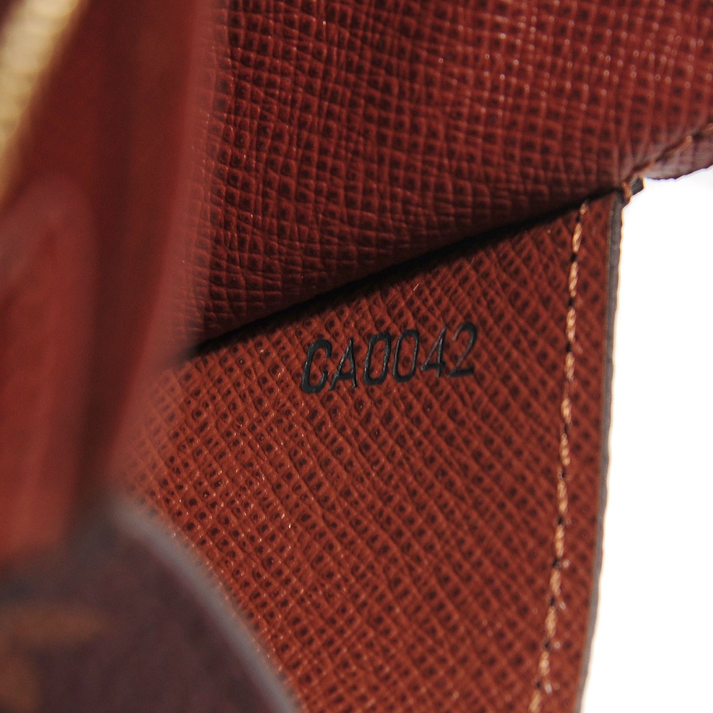 Monogram Porte-Monnaie Billets Tresor Wallet