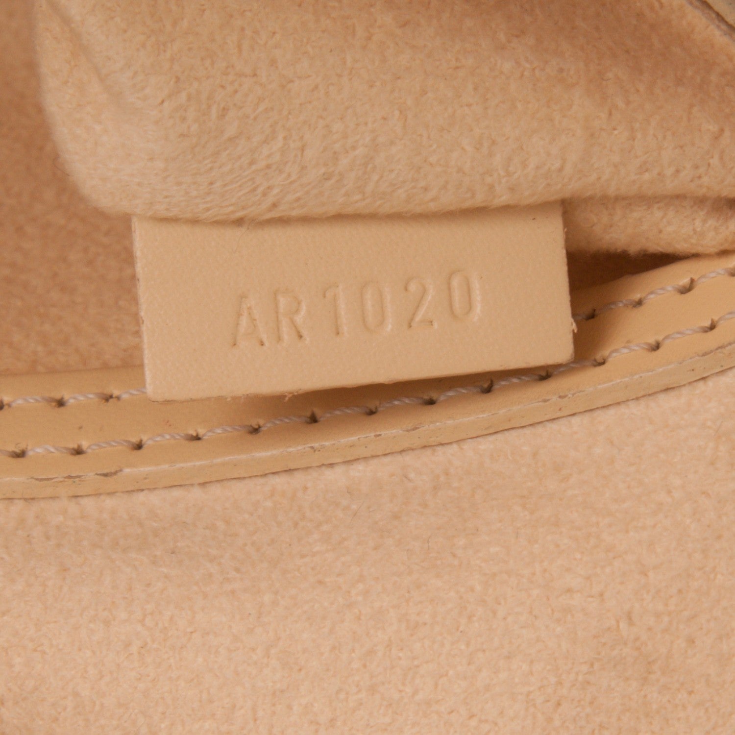 Louis Vuitton Epi Alma PM Vanilla 6 of 9