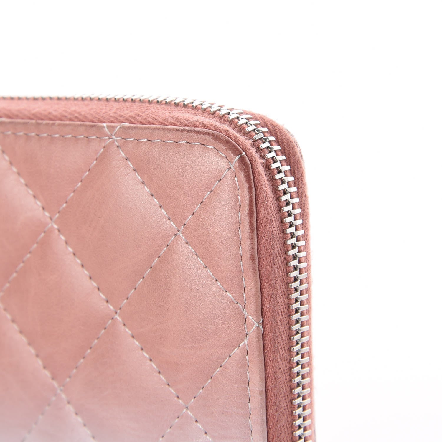 Chanel Ombre Patent Calfskin Quilted Large Gusset Zip Around Wallet Pink White 14 of 18