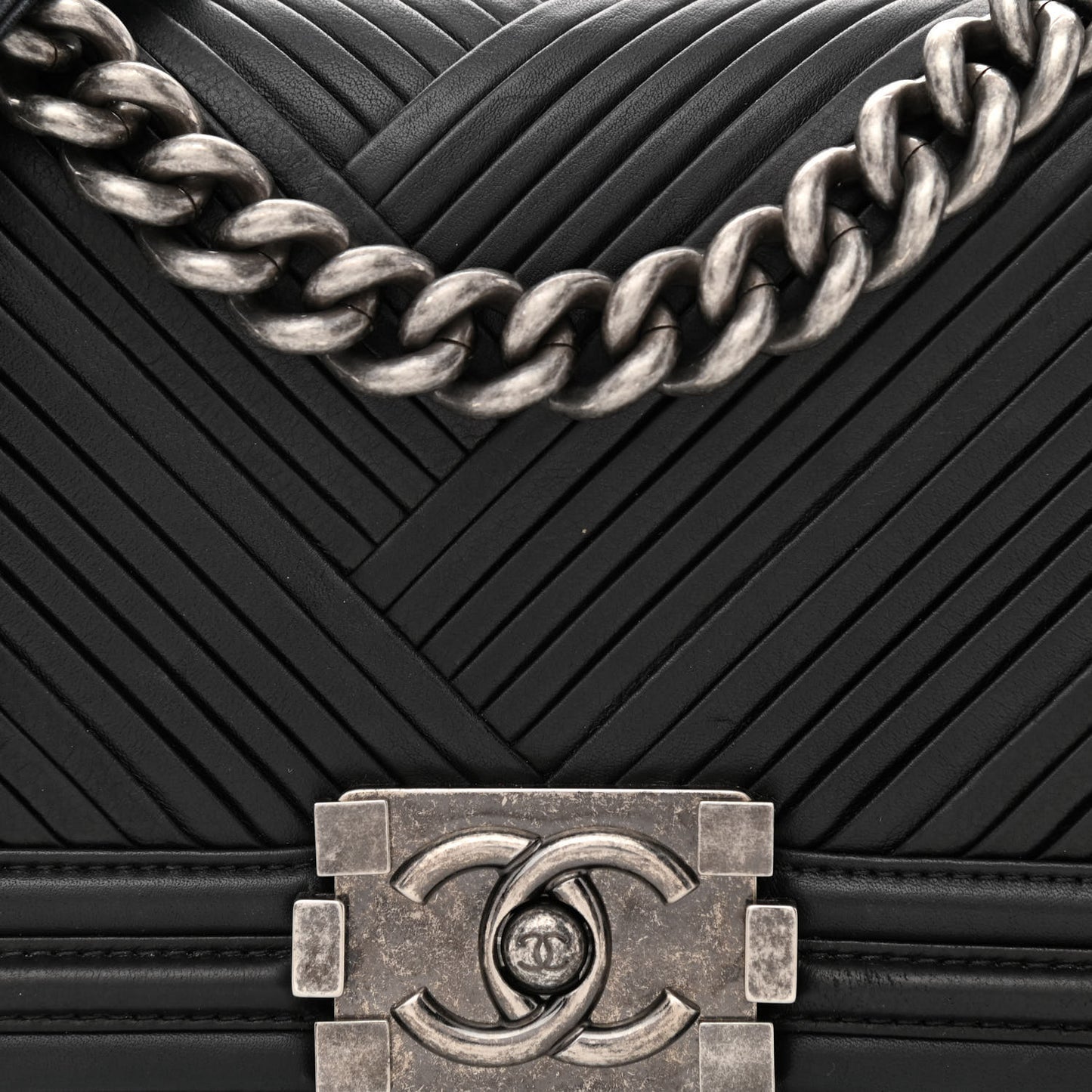 Lambskin Pleated Small Boy Flap Black