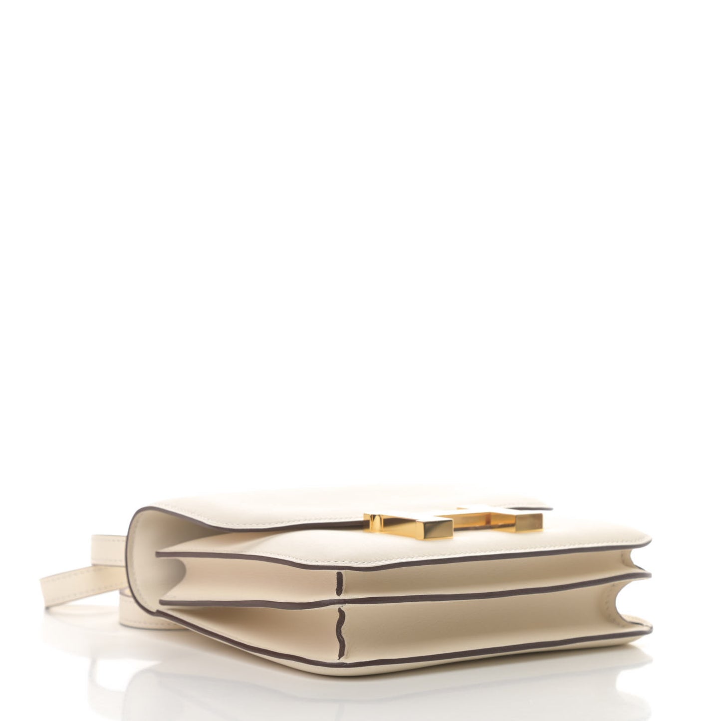 Swift Constance 18 Nata
