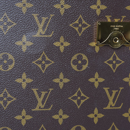 Louis Vuitton Monogram Cluny MM 9 of 9