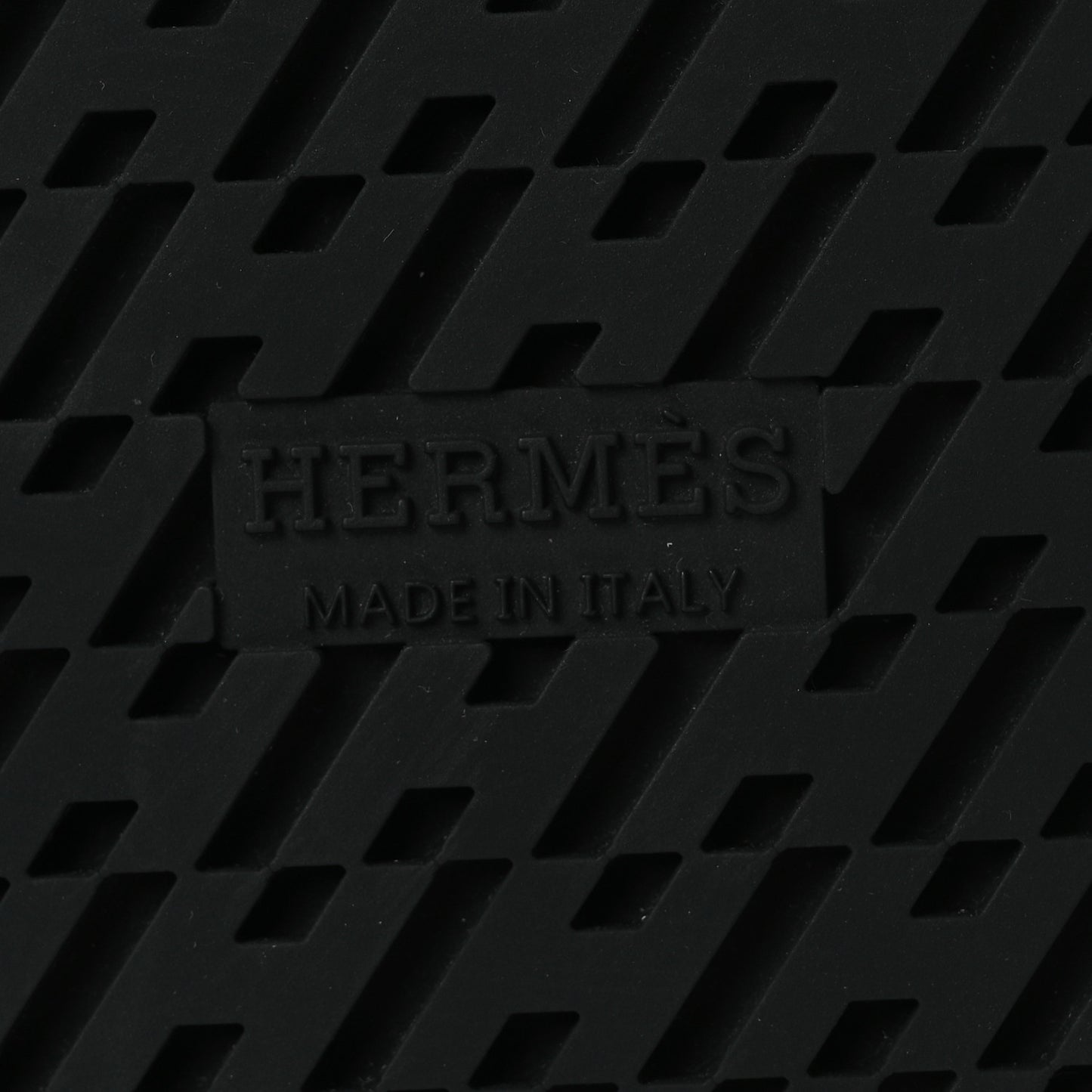 Calfskin Embroidered Womens Chypre Sandals 41 Natural