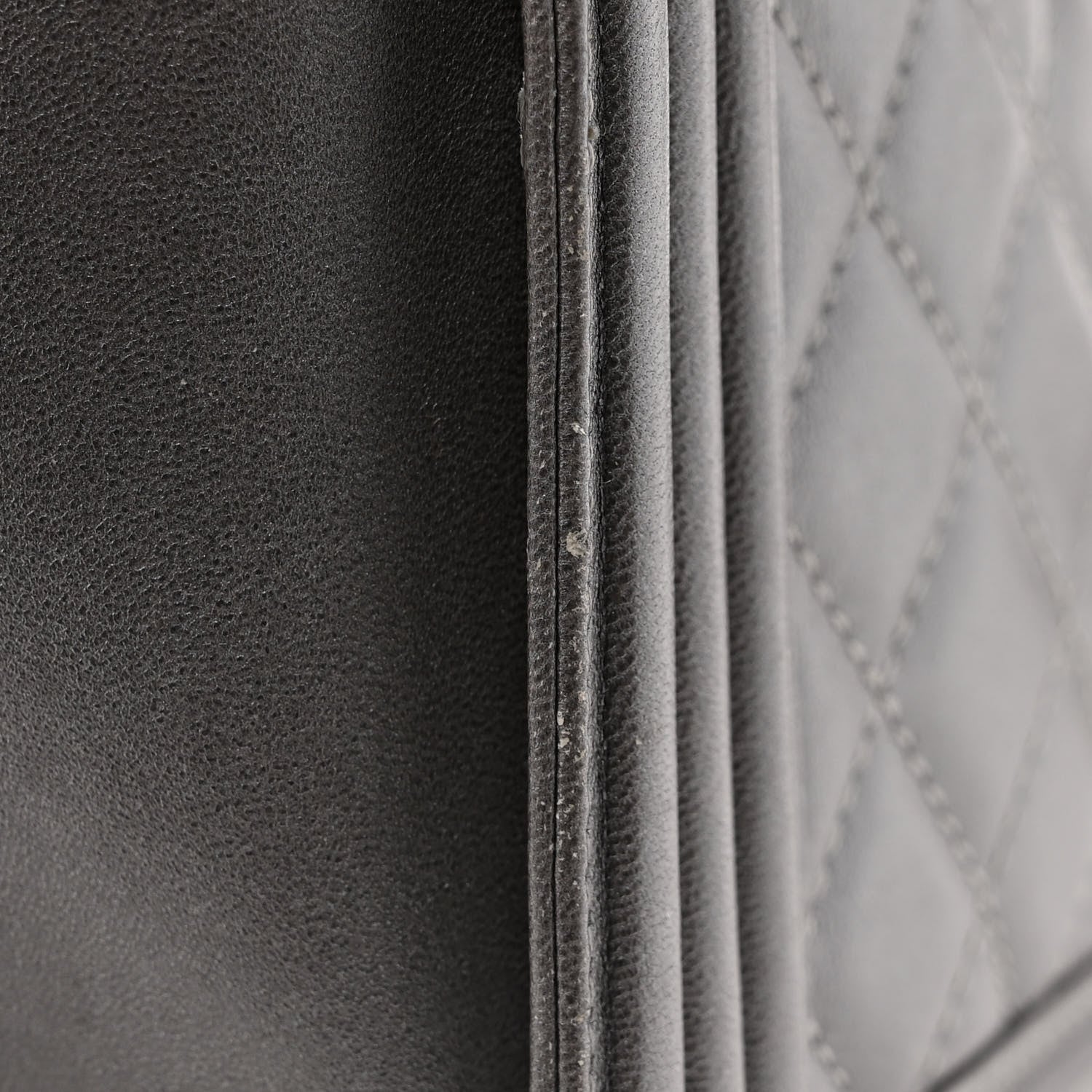 Chanel Metallic Lambskin Stingray Quilted Medium Boy Flap Silver 12 of 13