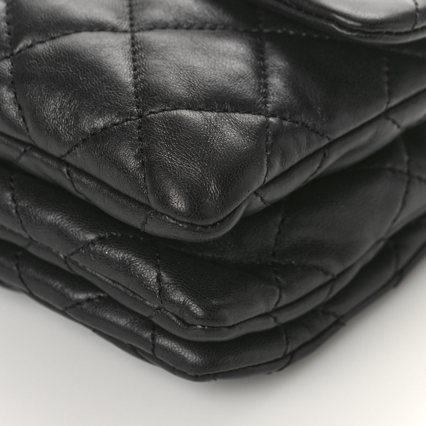 Lambskin Quilted Small Pillow Crush Flap Black