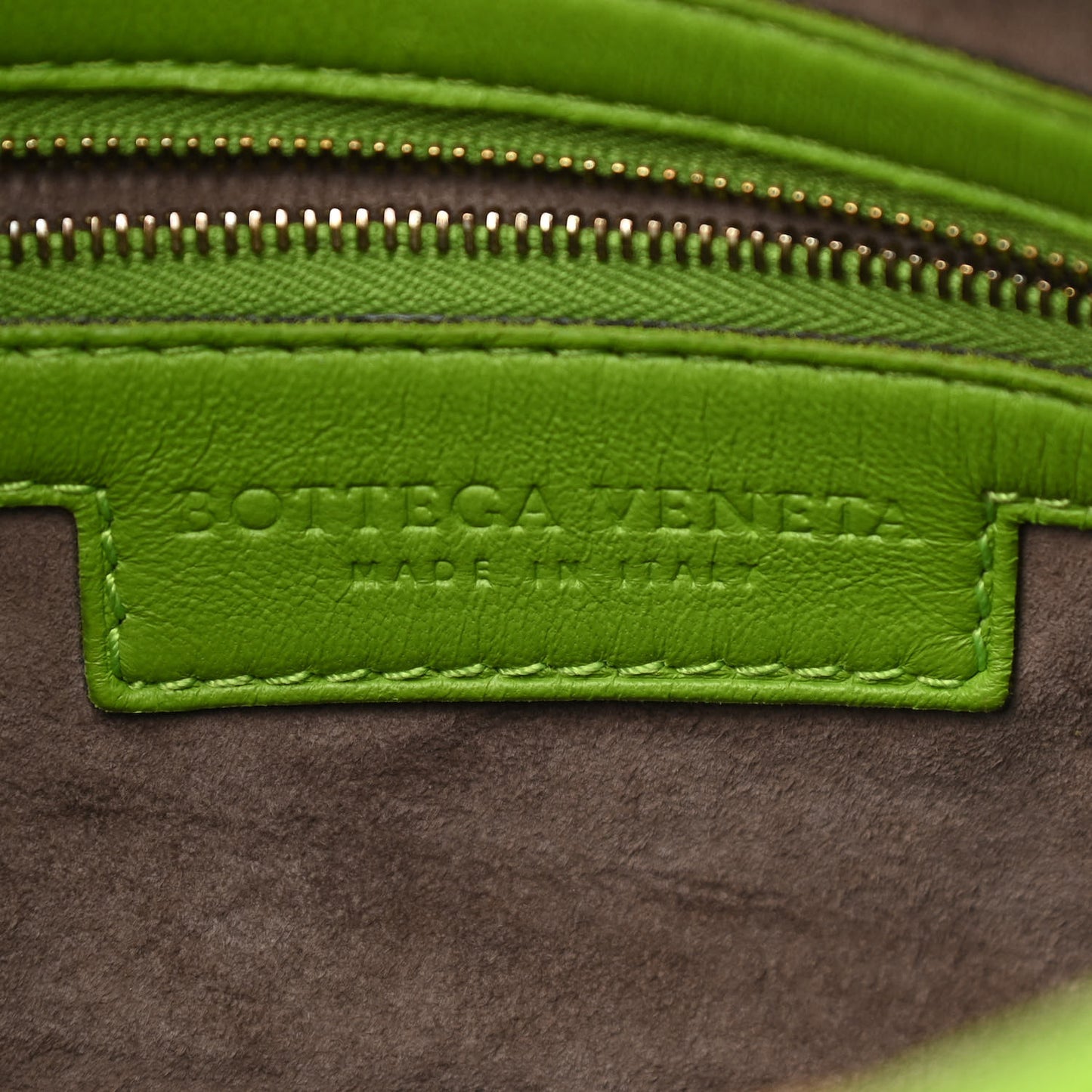 Nappa Intrecciato Large Veneta Hobo Mela