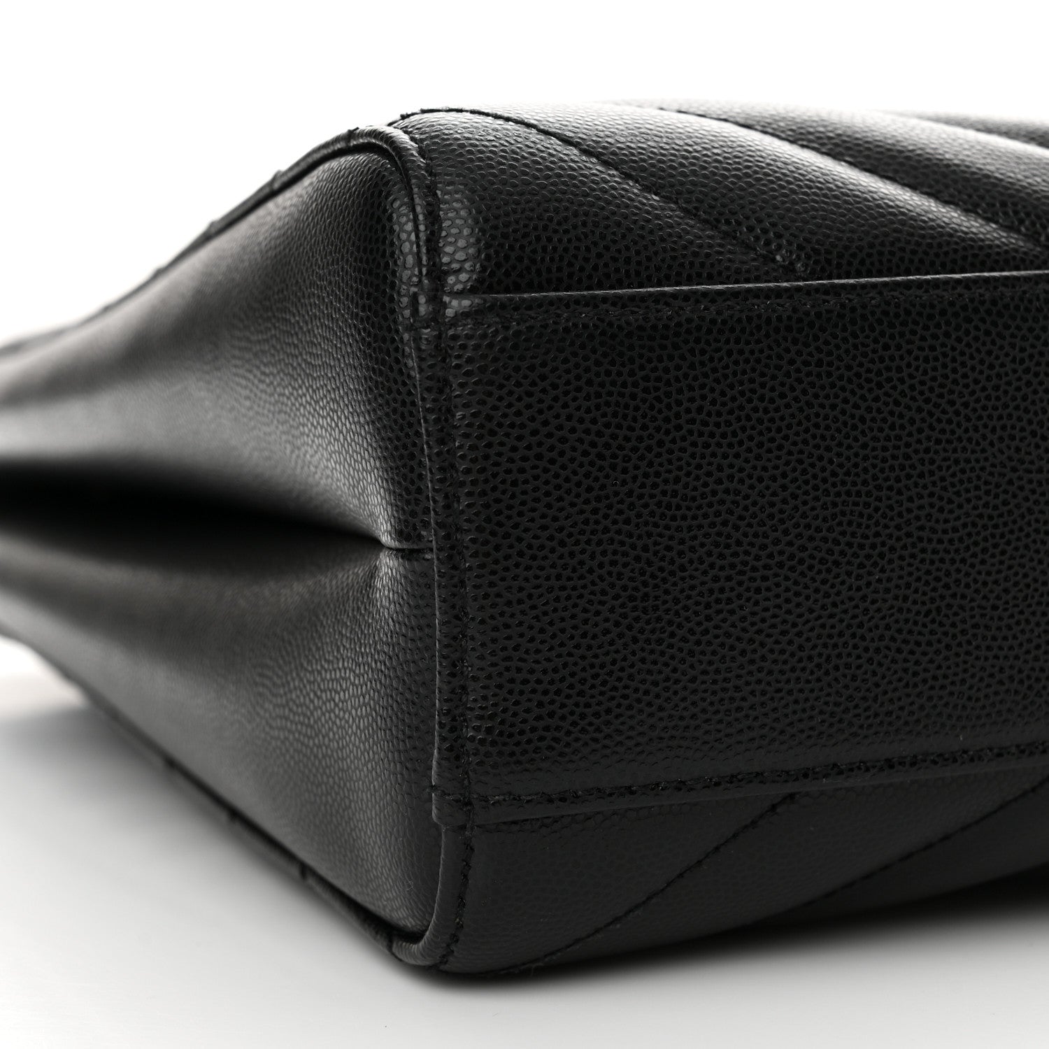 Saint Laurent Grain de Poudre Matelasse Chevron Medium Tribeca Shopping Bag Black 9 of 14