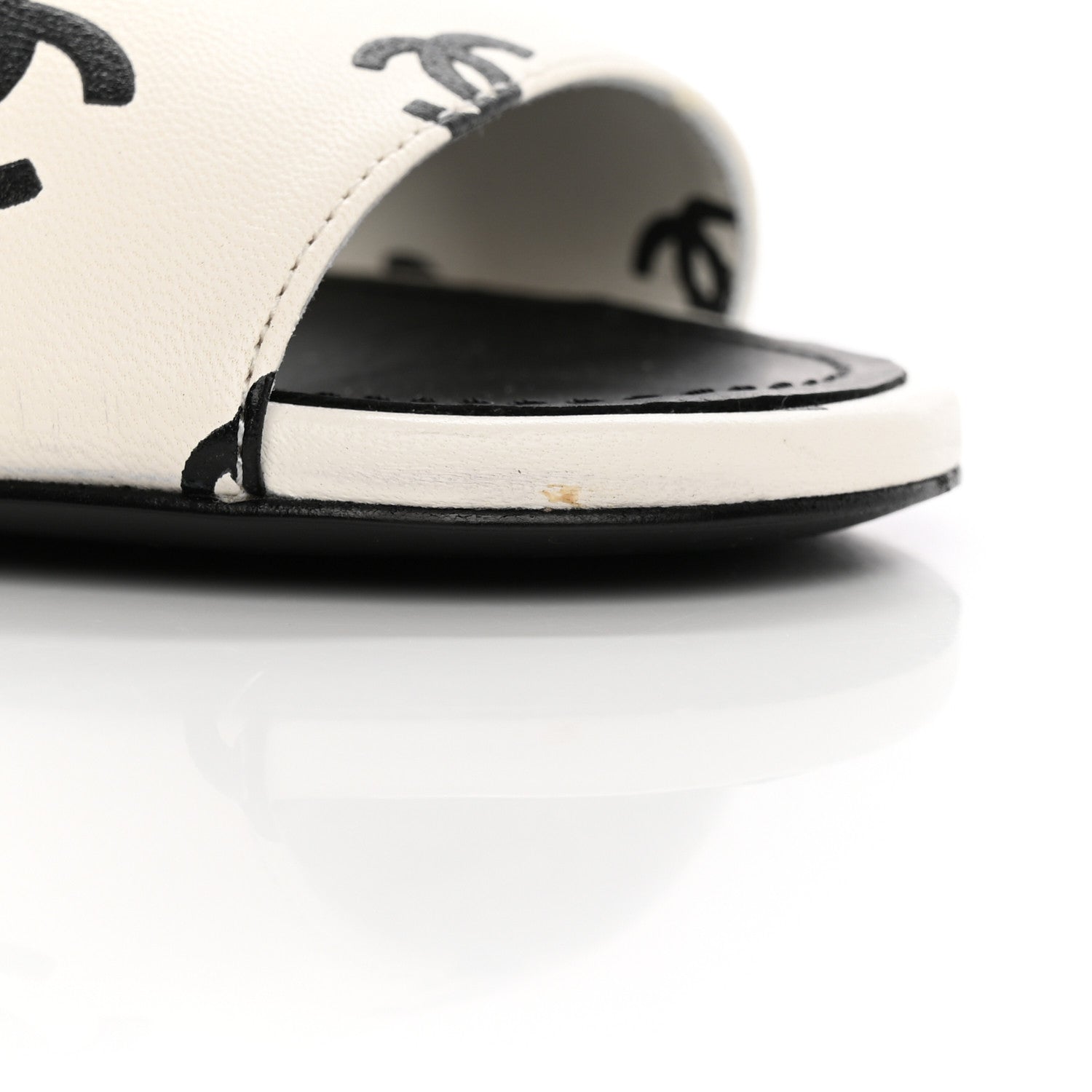 Chanel Printed Lambskin Coco Beach Sandals 39 White Black 10 of 19