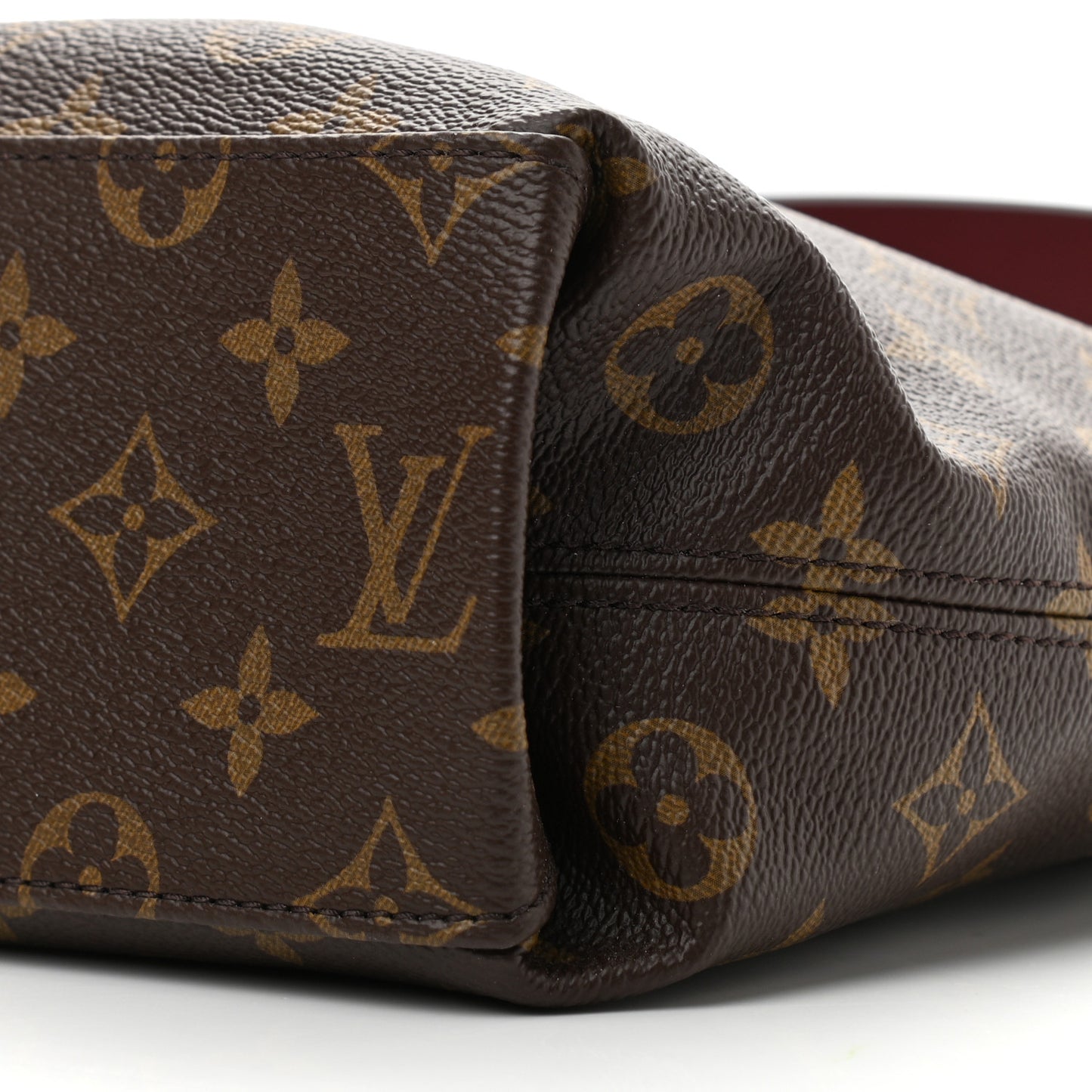 Monogram Tuileries Besace Marine Bordeaux