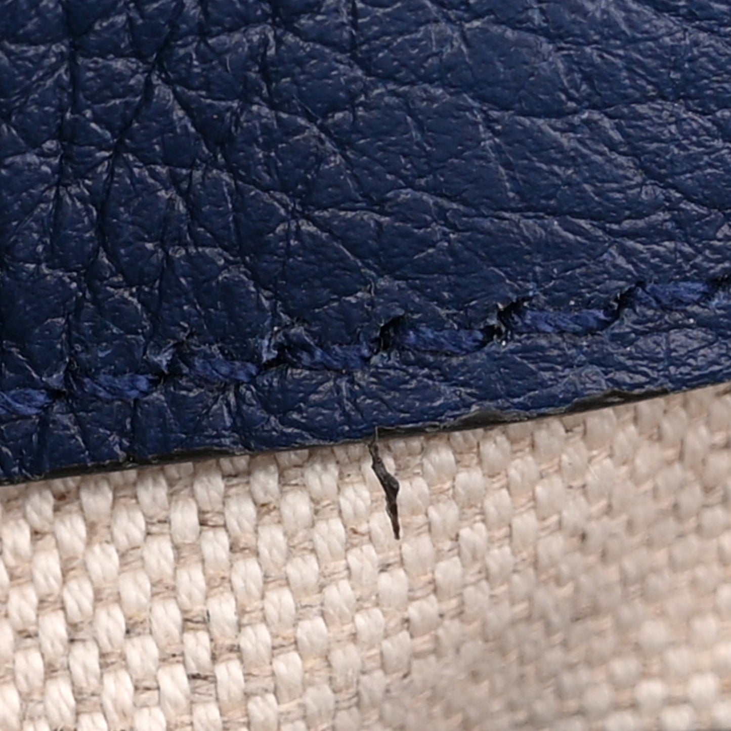 Piuma Calfskin Jumbo GG Embossed Small Messenger Bag Royale