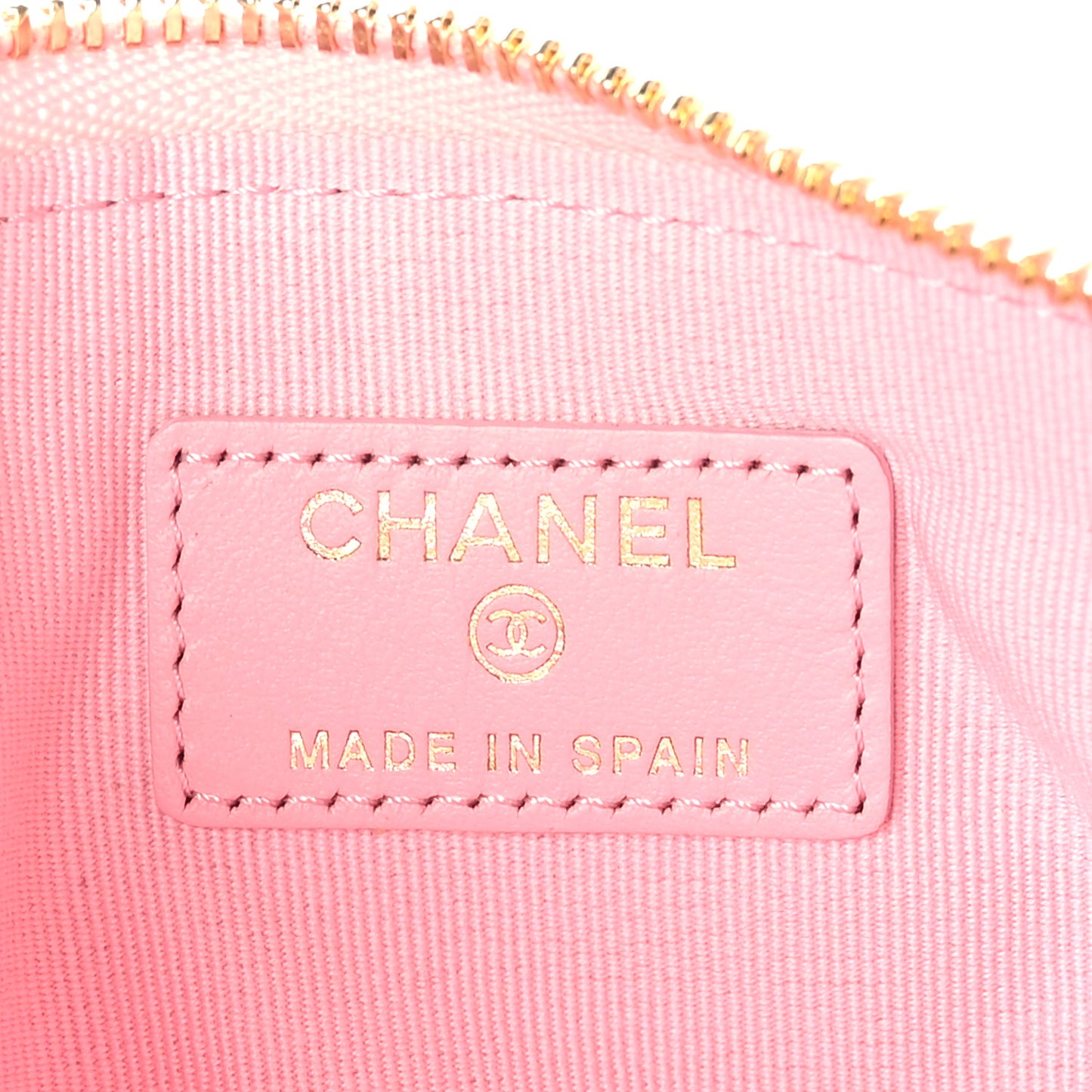Caviar Quilted Small Multi Chain Cosmetic Case Pink