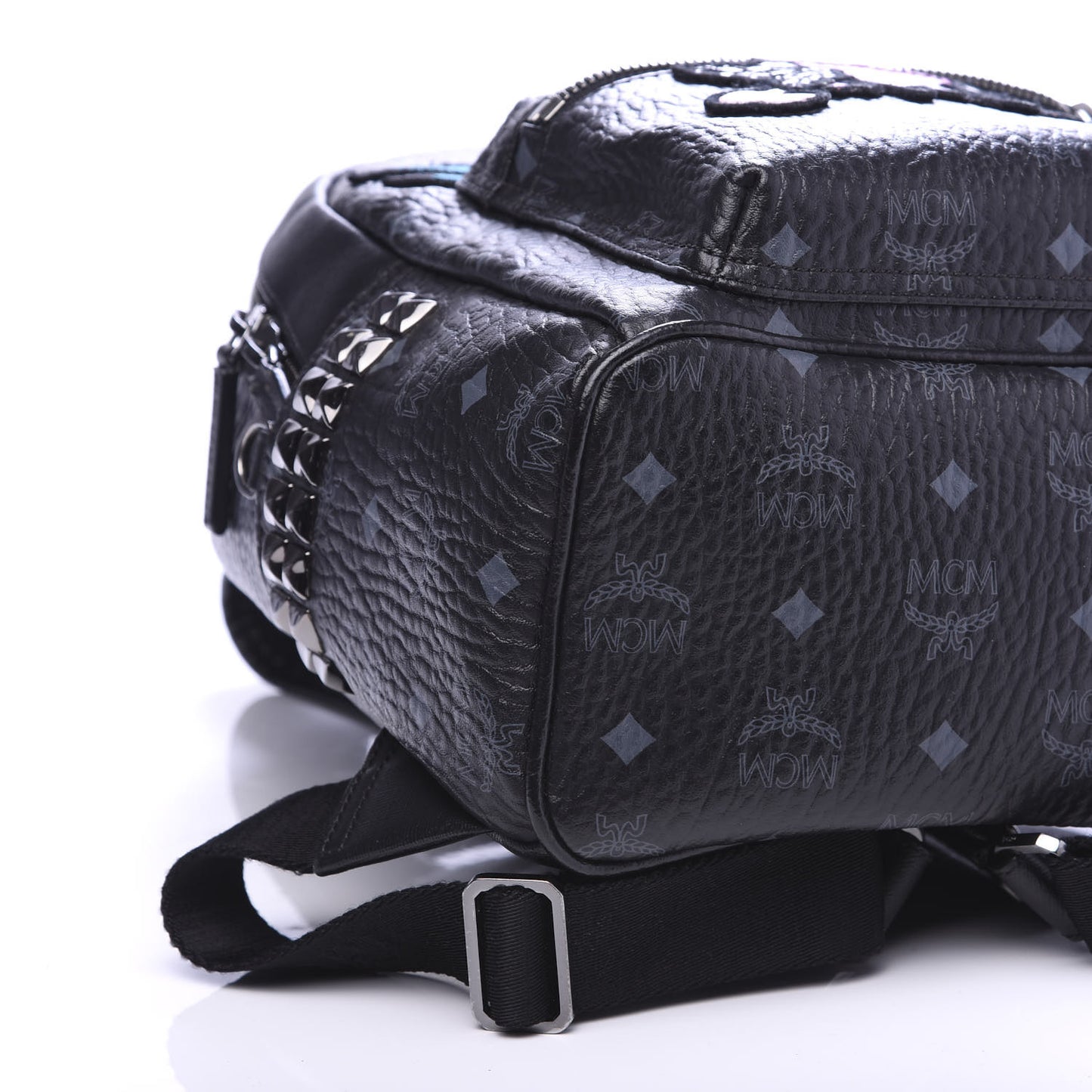 X STRUMBEL HEIMAT Vistos Side Stud Small Loves Backpack Black