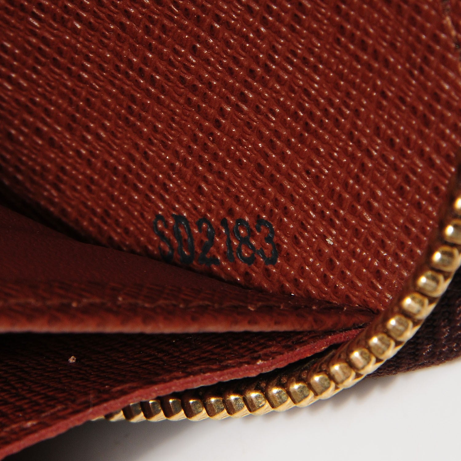 Louis Vuitton Monogram Zippy Wallet 8 of 8