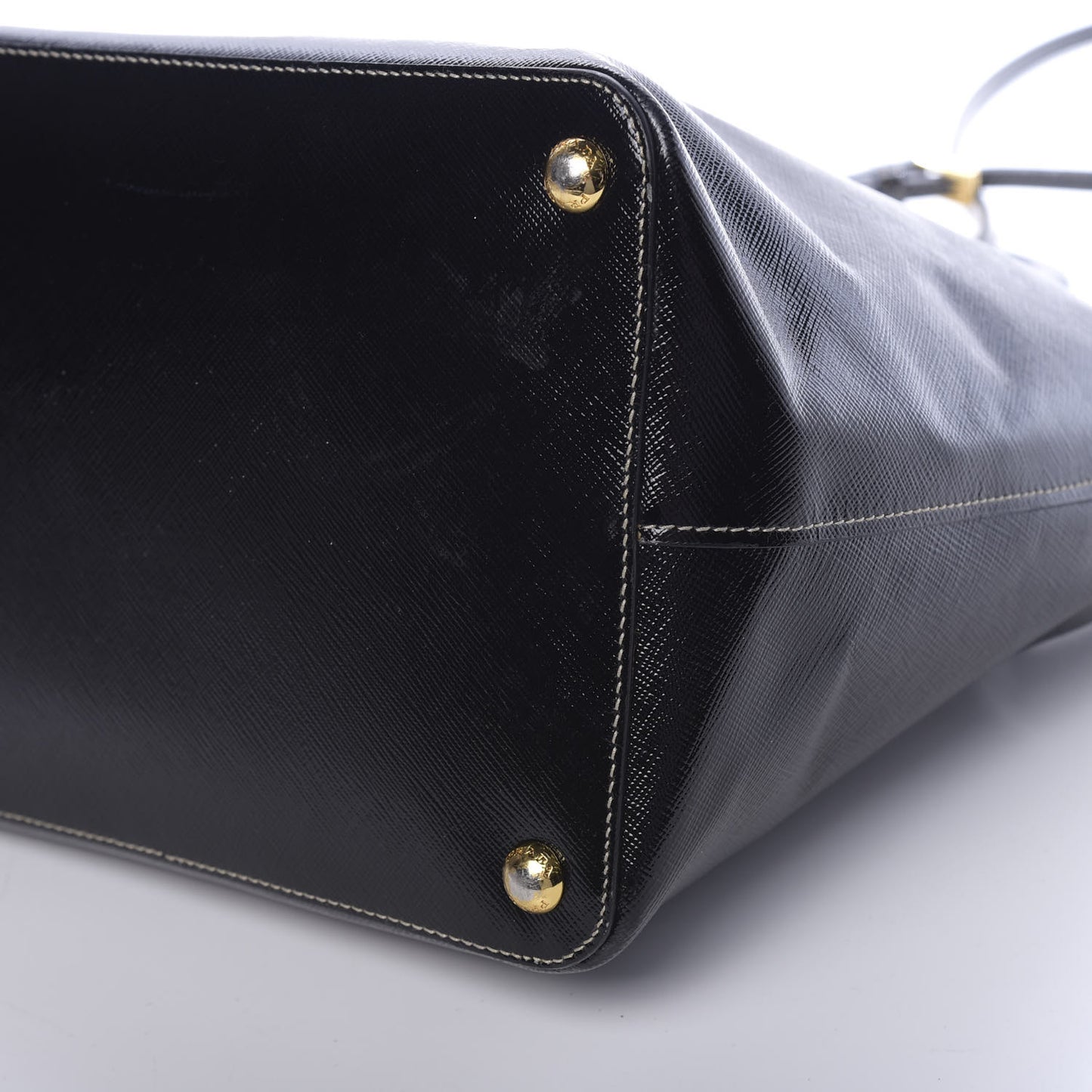 Saffiano Vernice Turn Lock Shopping Tote Black