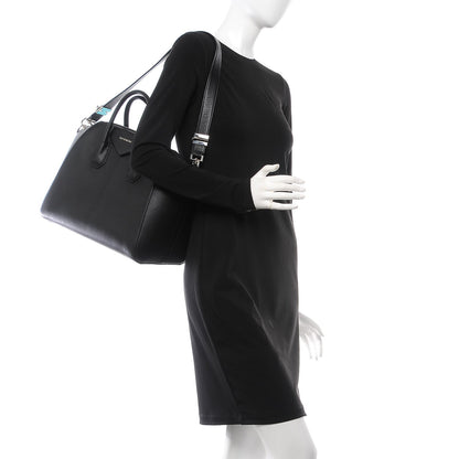 Givenchy Sugar Goatskin Medium Antigona Black 2 of 11