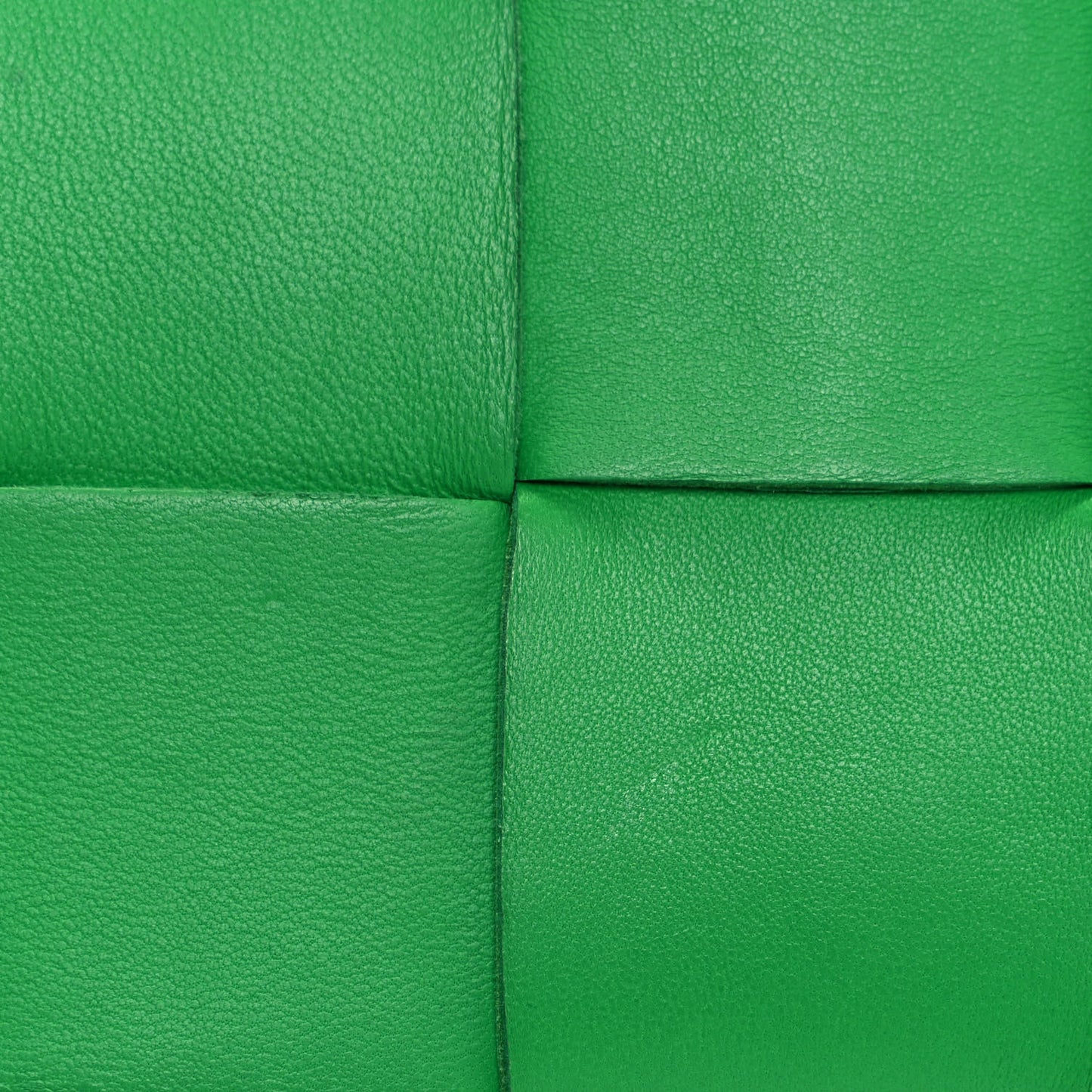Lambskin Maxi Intrecciato Cassette Crossbody Bag Grass