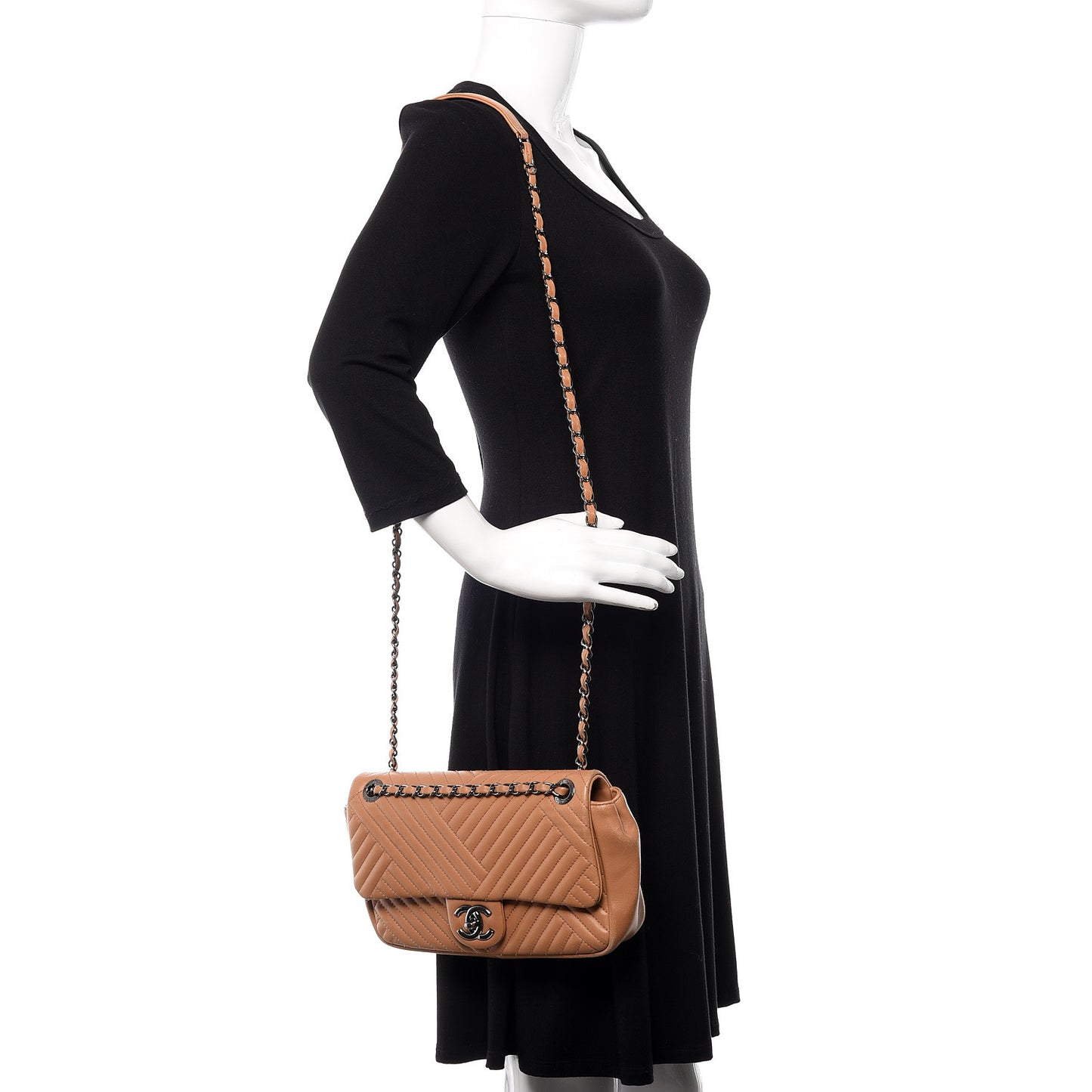 Lambskin Quilted Medium CC Crossing Flap Brown