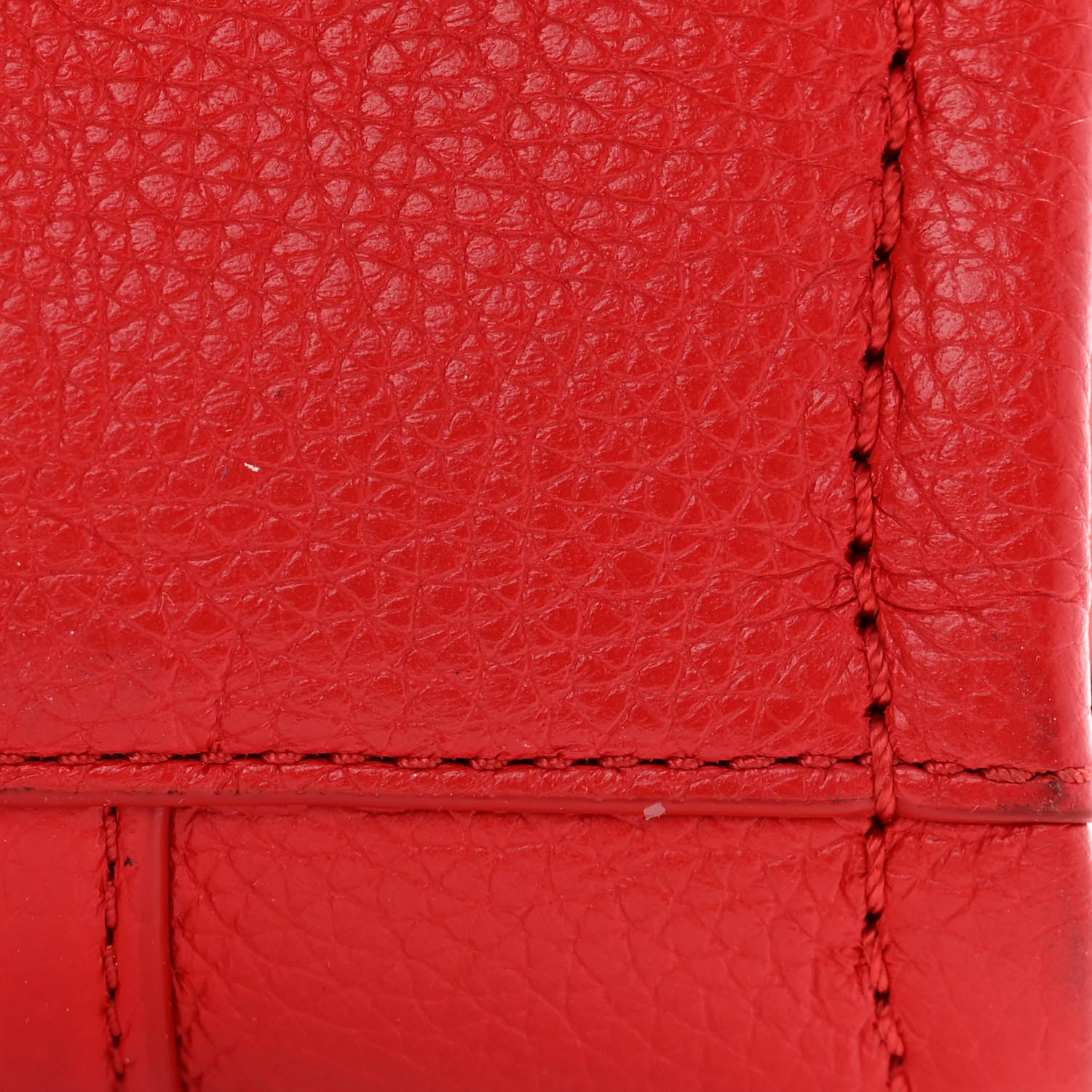 Marc Jacobs Grained Calfskin Small The Tote Bag True Red 18 of 18