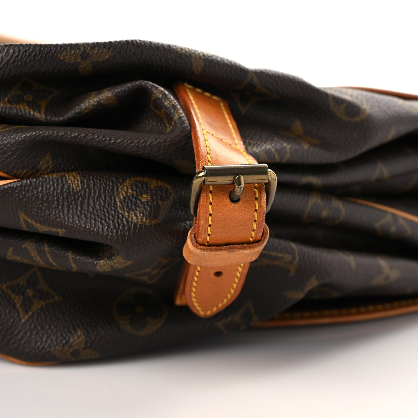 Monogram Saumur 35