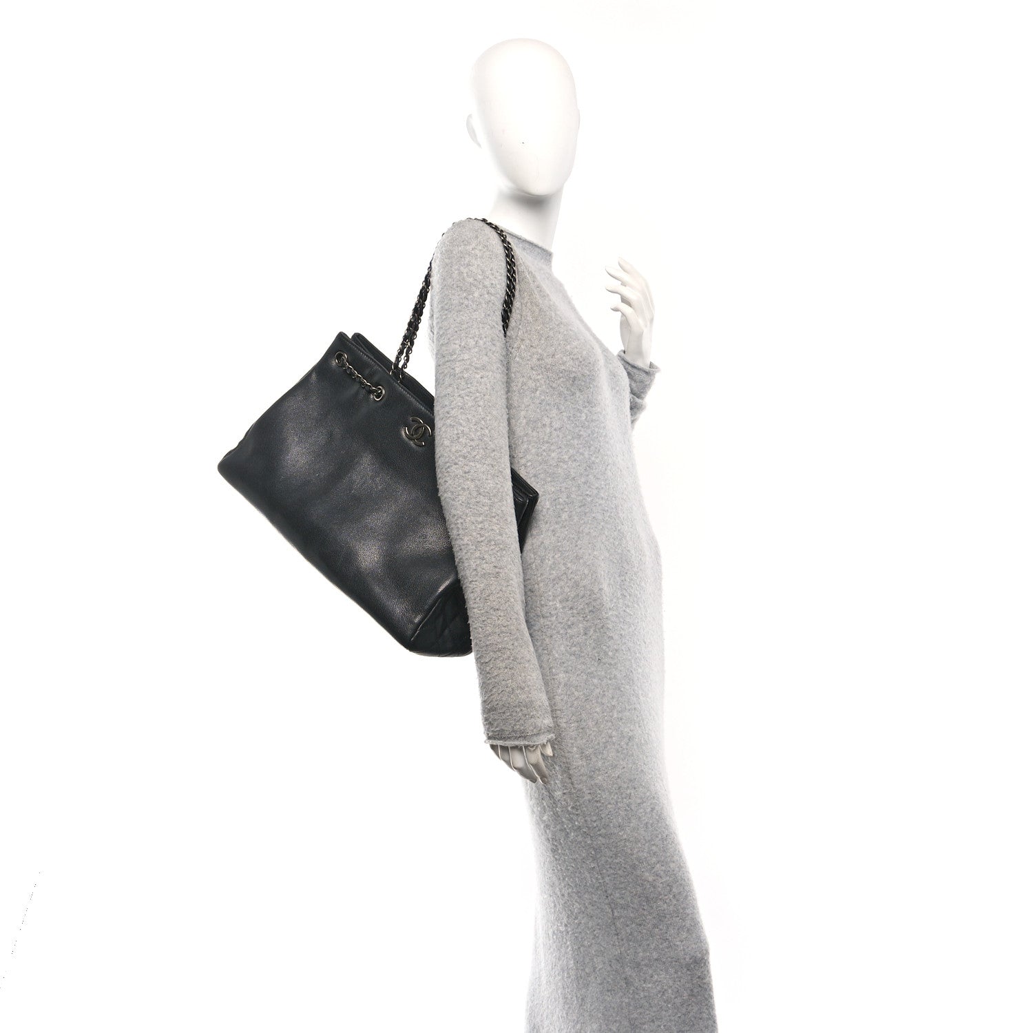 Chanel Metallic Grained Calfskin Woven Chain Large Shopping Bag Black 2 of 10