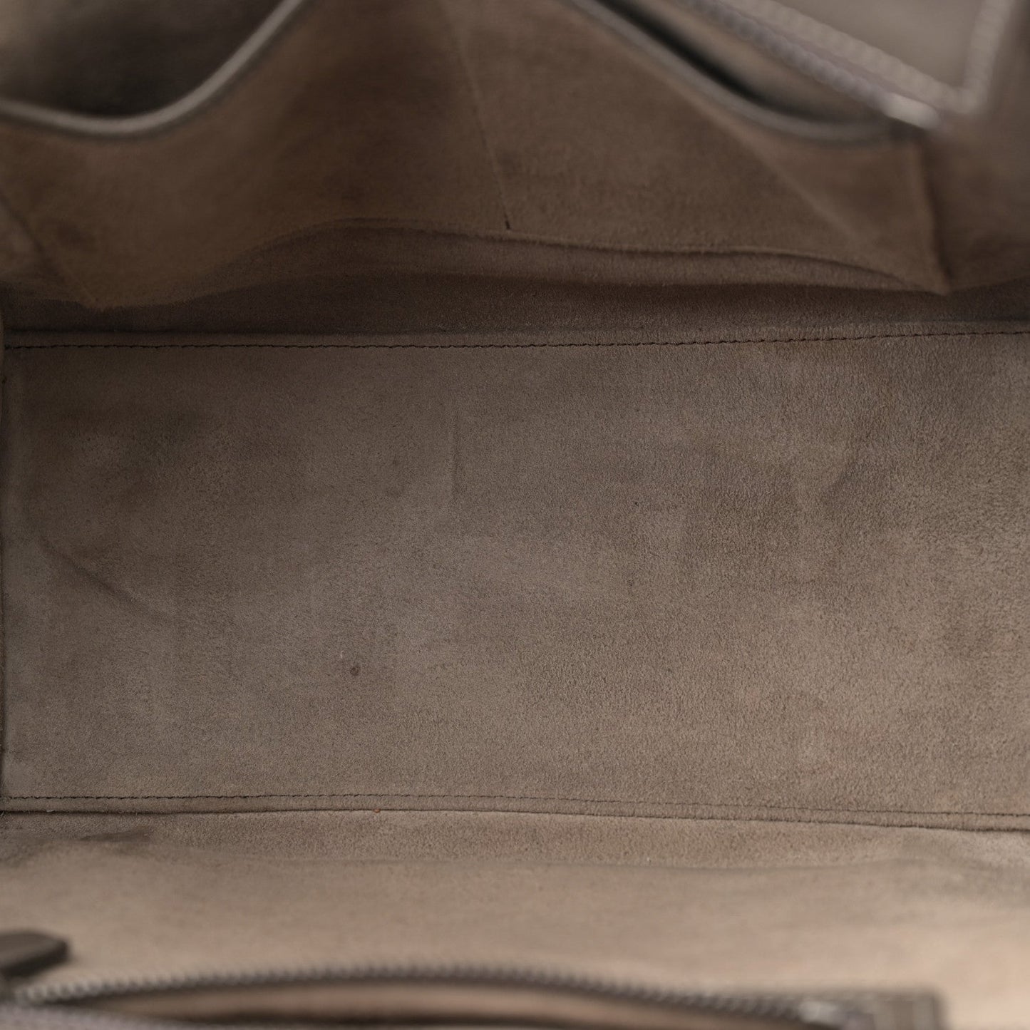 Drummed Calfskin Micro Luggage Souris