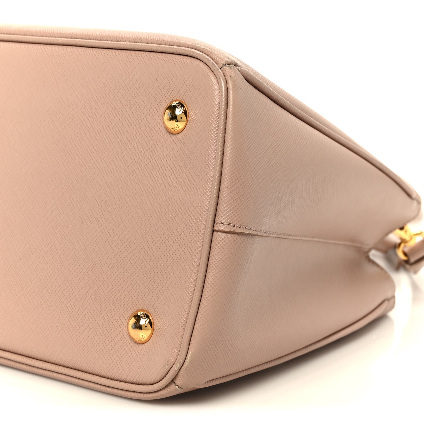 Saffiano Medium Galleria Double Zip Tote Cammeo