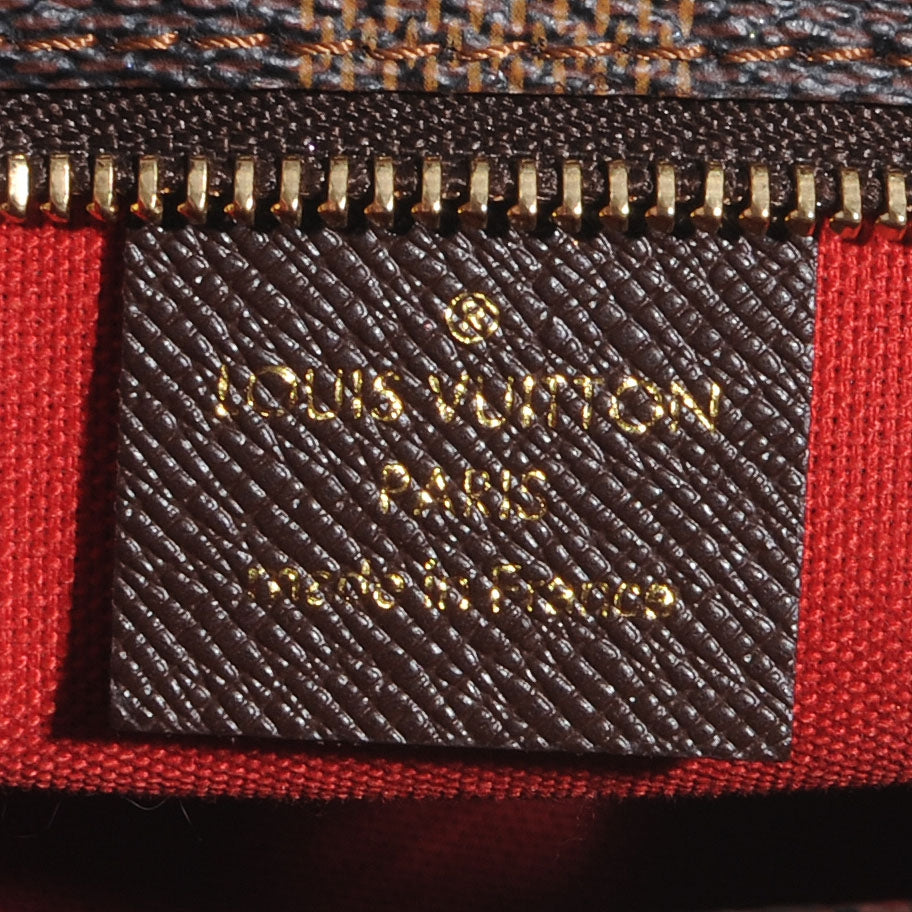Damier Trousse Make up Bag Pochette