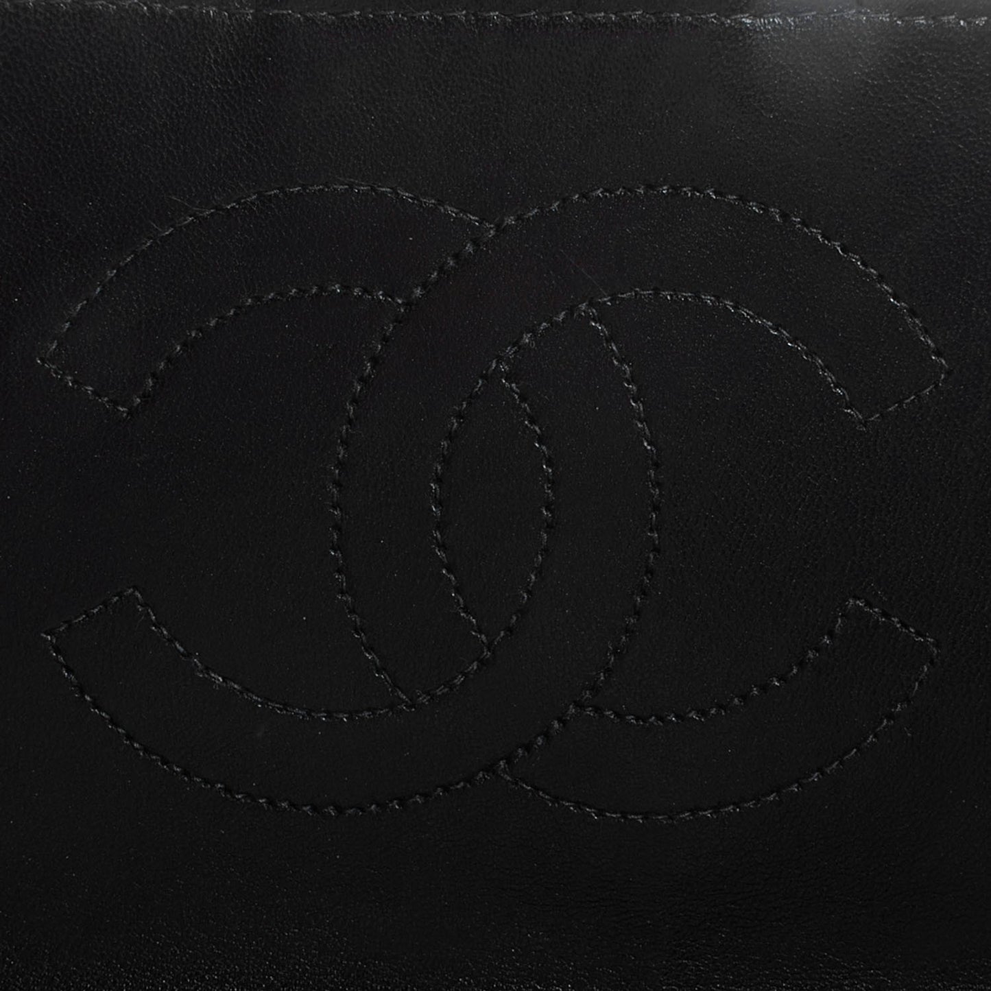 Lambskin Medium Single Flap Black