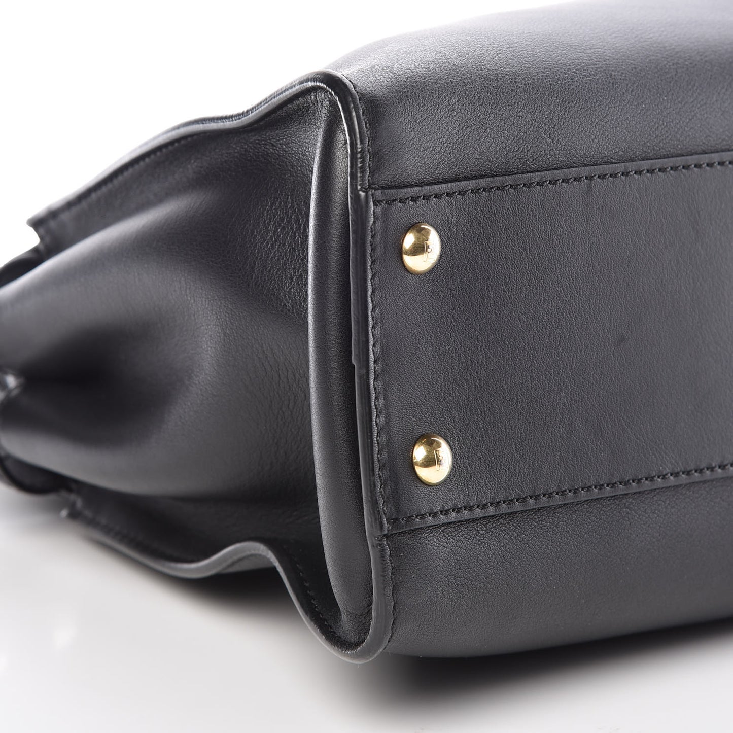 Vitello Seta Shiny Nappa Medium Peekaboo Iconic Satchel Black