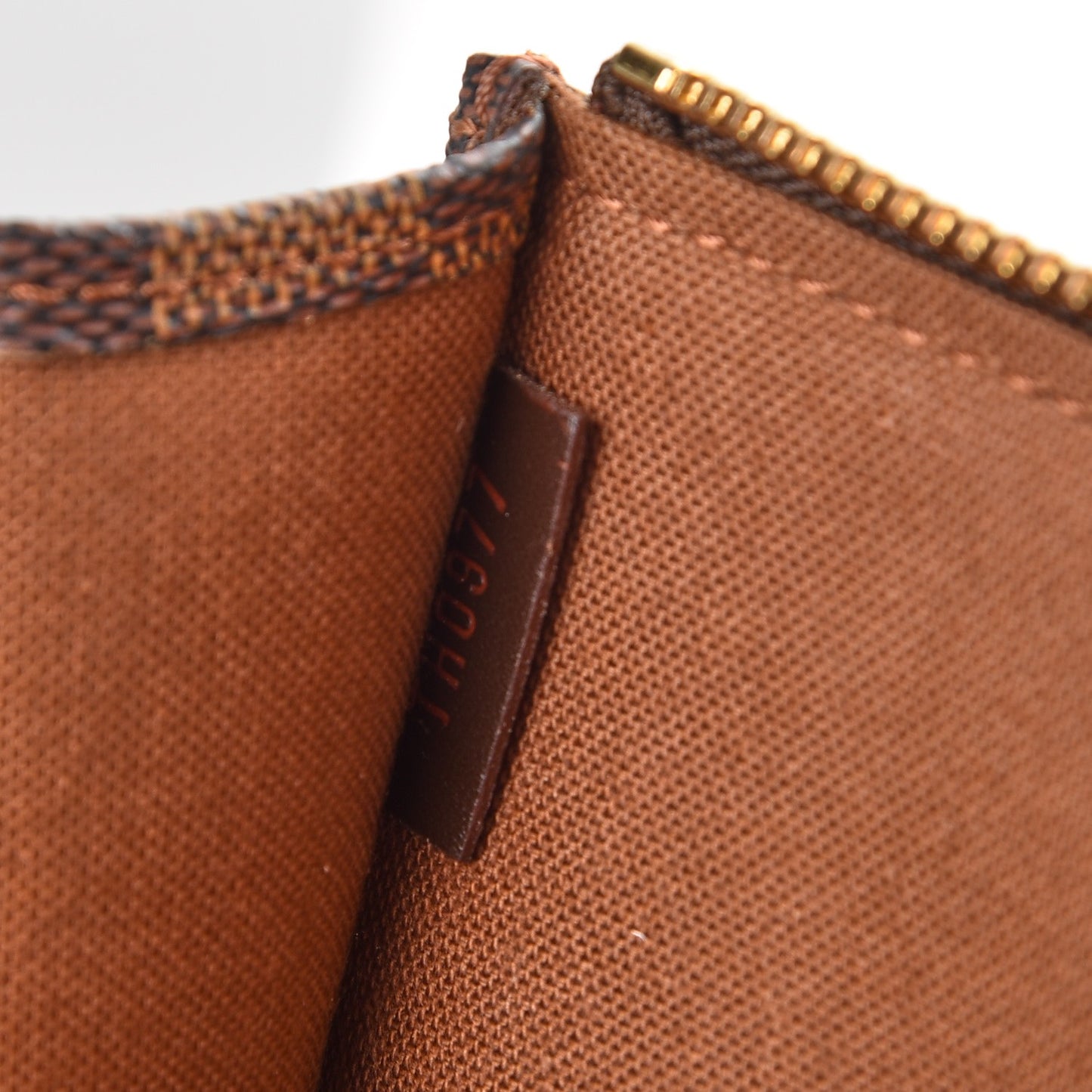 Damier Ebene Poche Documents Portfolio Case 39