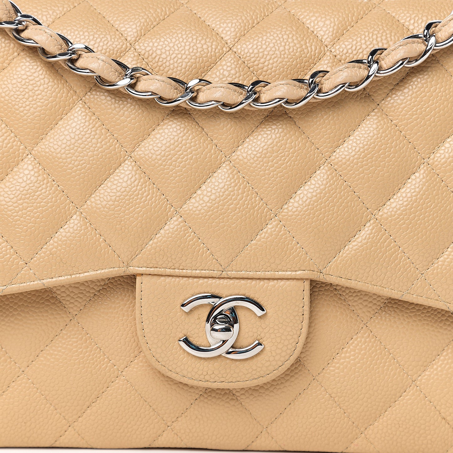 Caviar Quilted Jumbo Double Flap Beige Clair