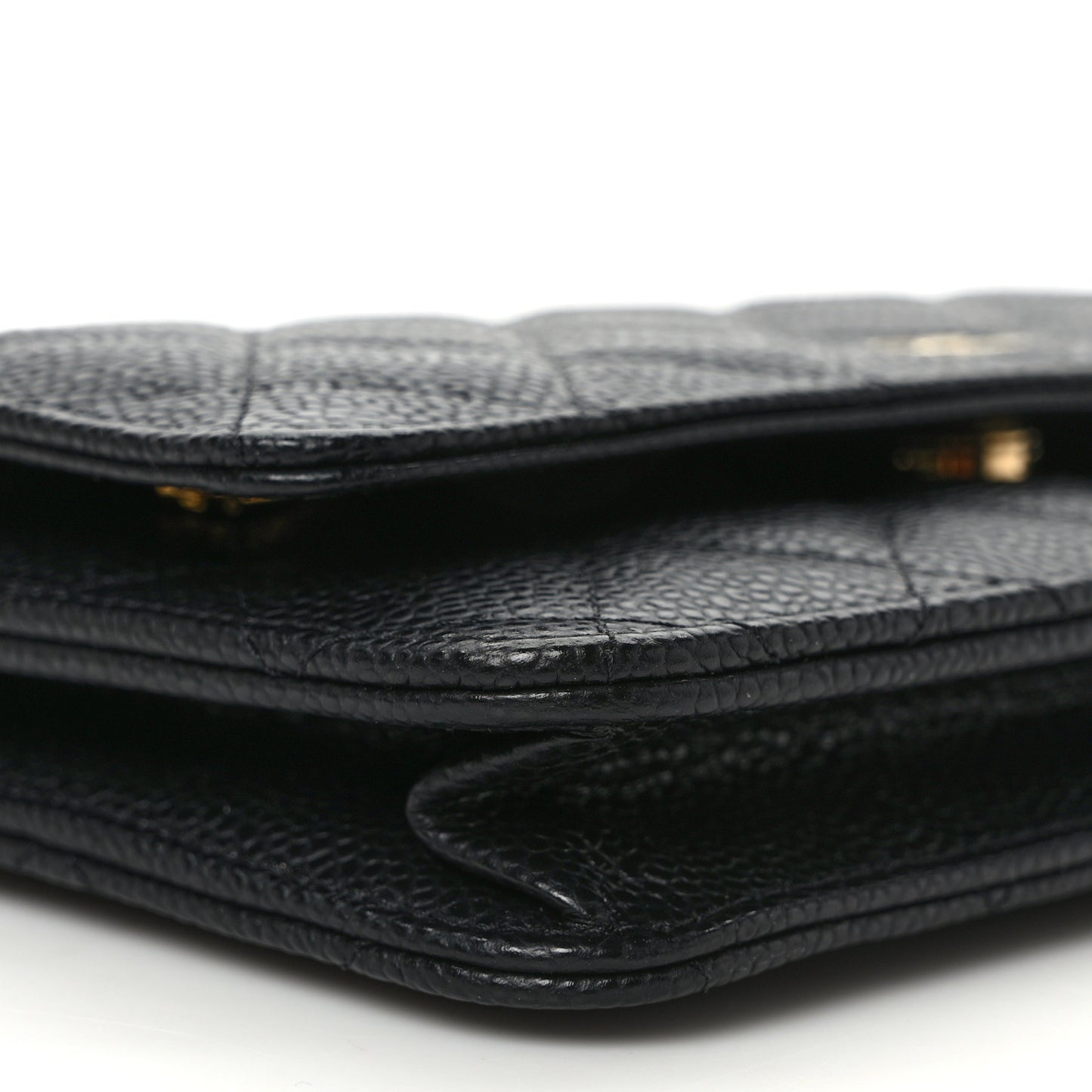 Caviar Quilted Wallet on Chain WOC Black