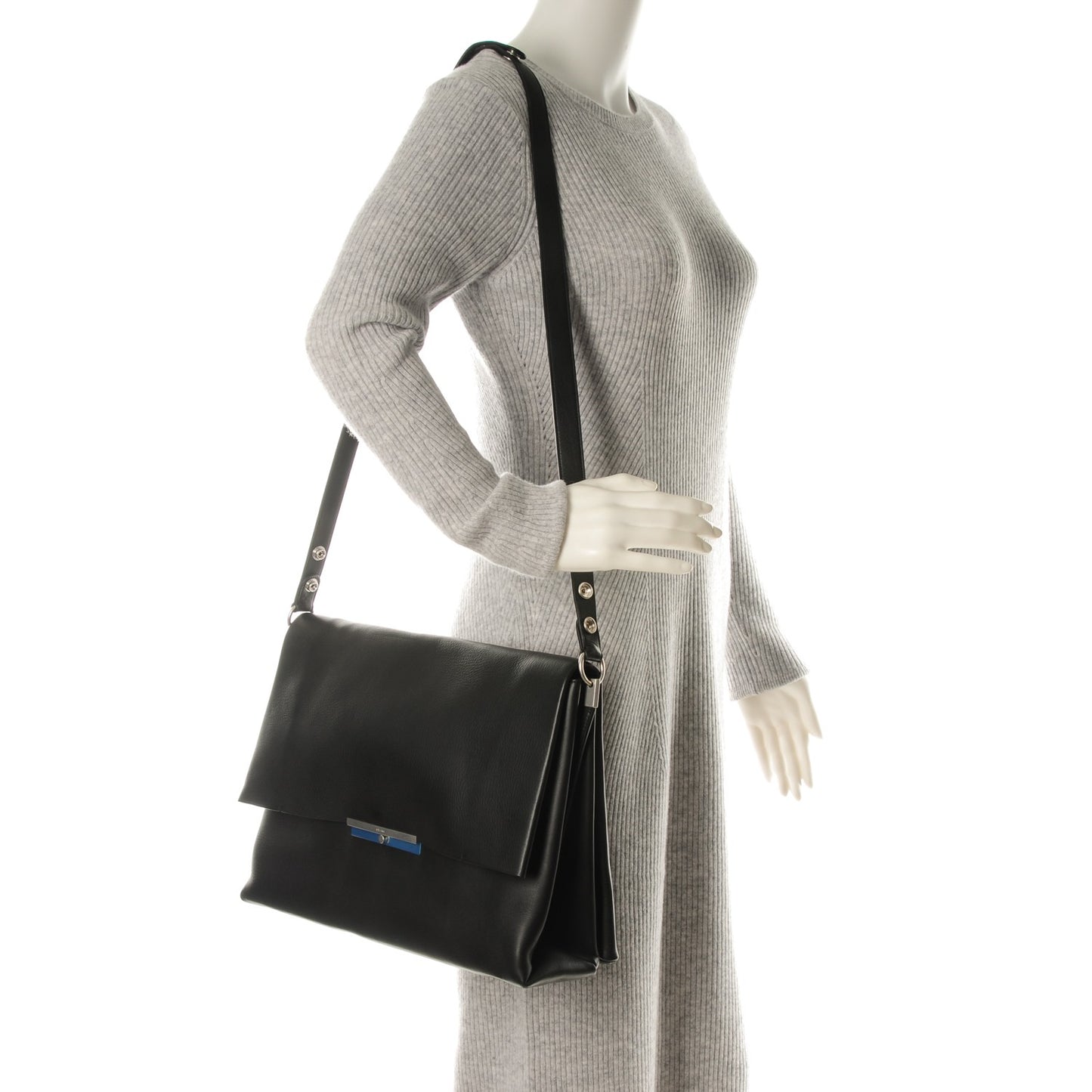 Calfskin Blade Flap Black